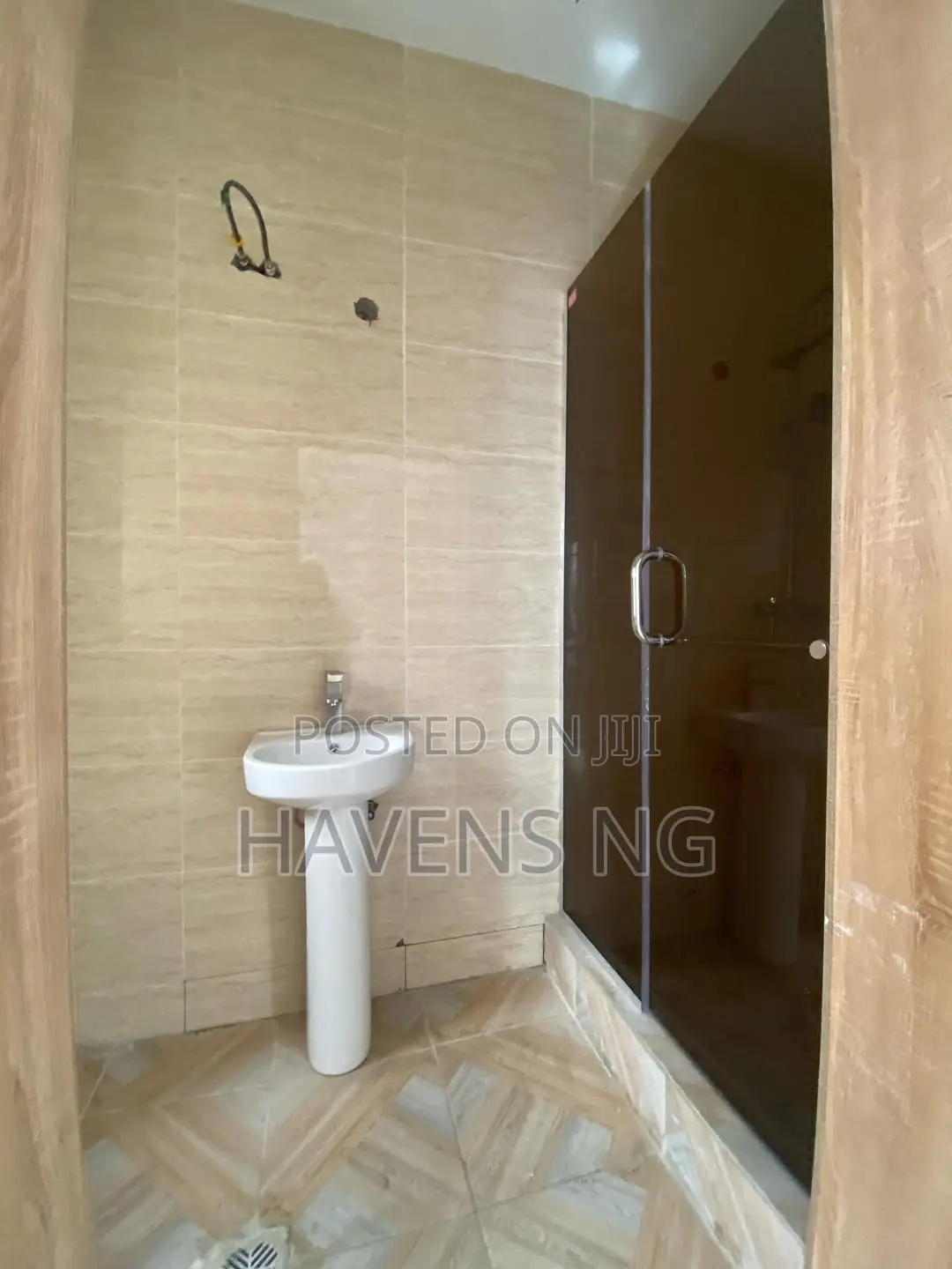 3bdrm Apartment in Abraham Adesanya Estate for sale