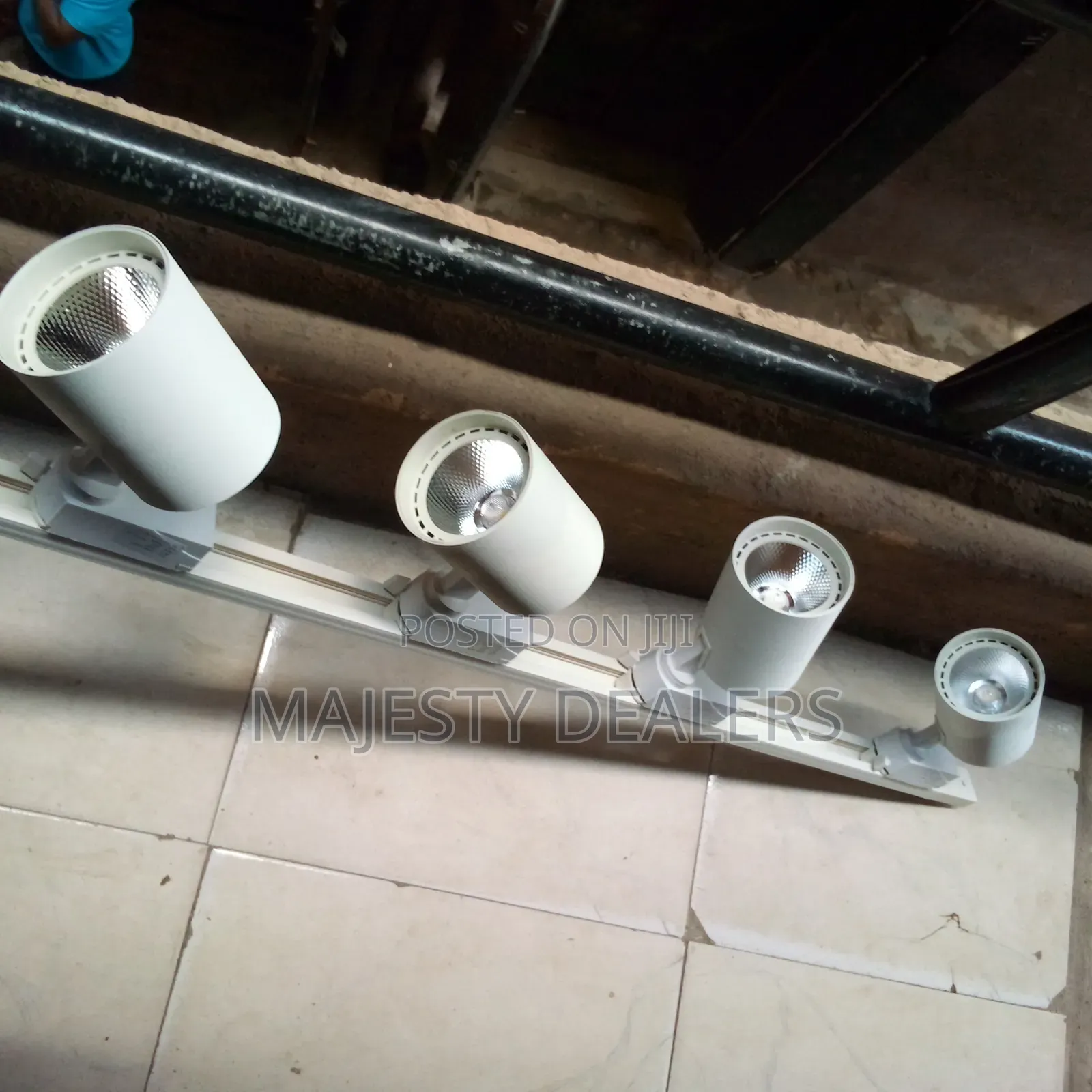 Track Light Best White Led 4in1 Track Light 20watt