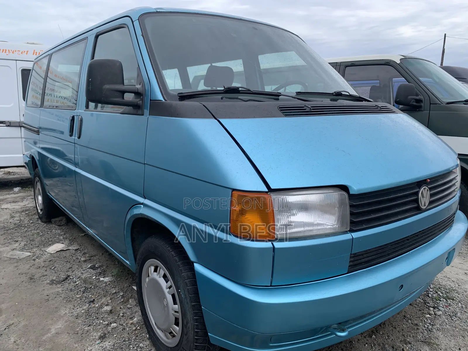 Volkswagen Transporter 2002 Blue