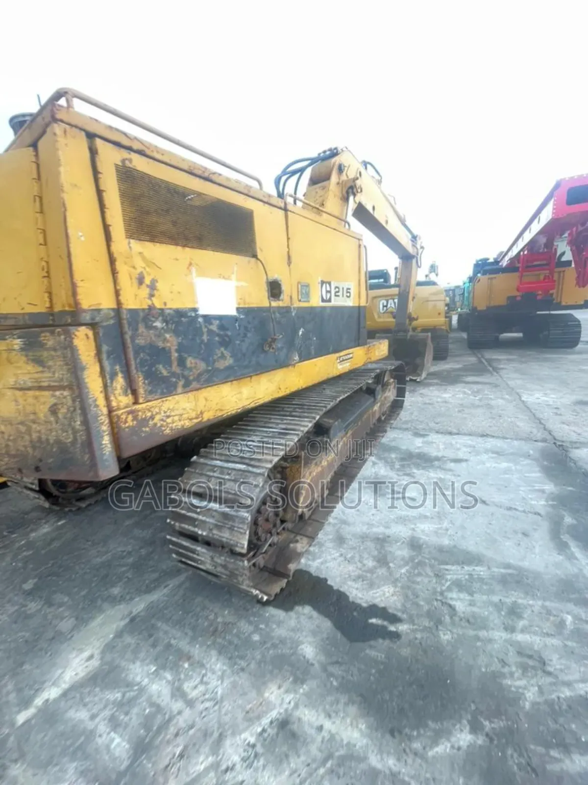 Tokunbo Caterpillar Excavator 215 for Hire