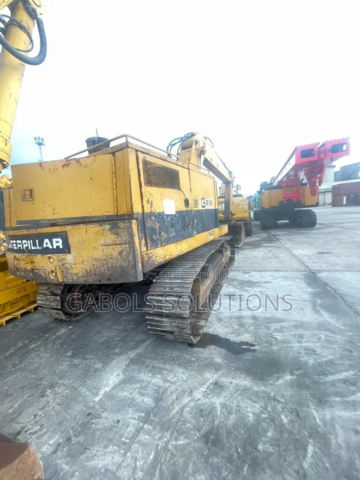 Tokunbo Caterpillar Excavator 215 for Hire