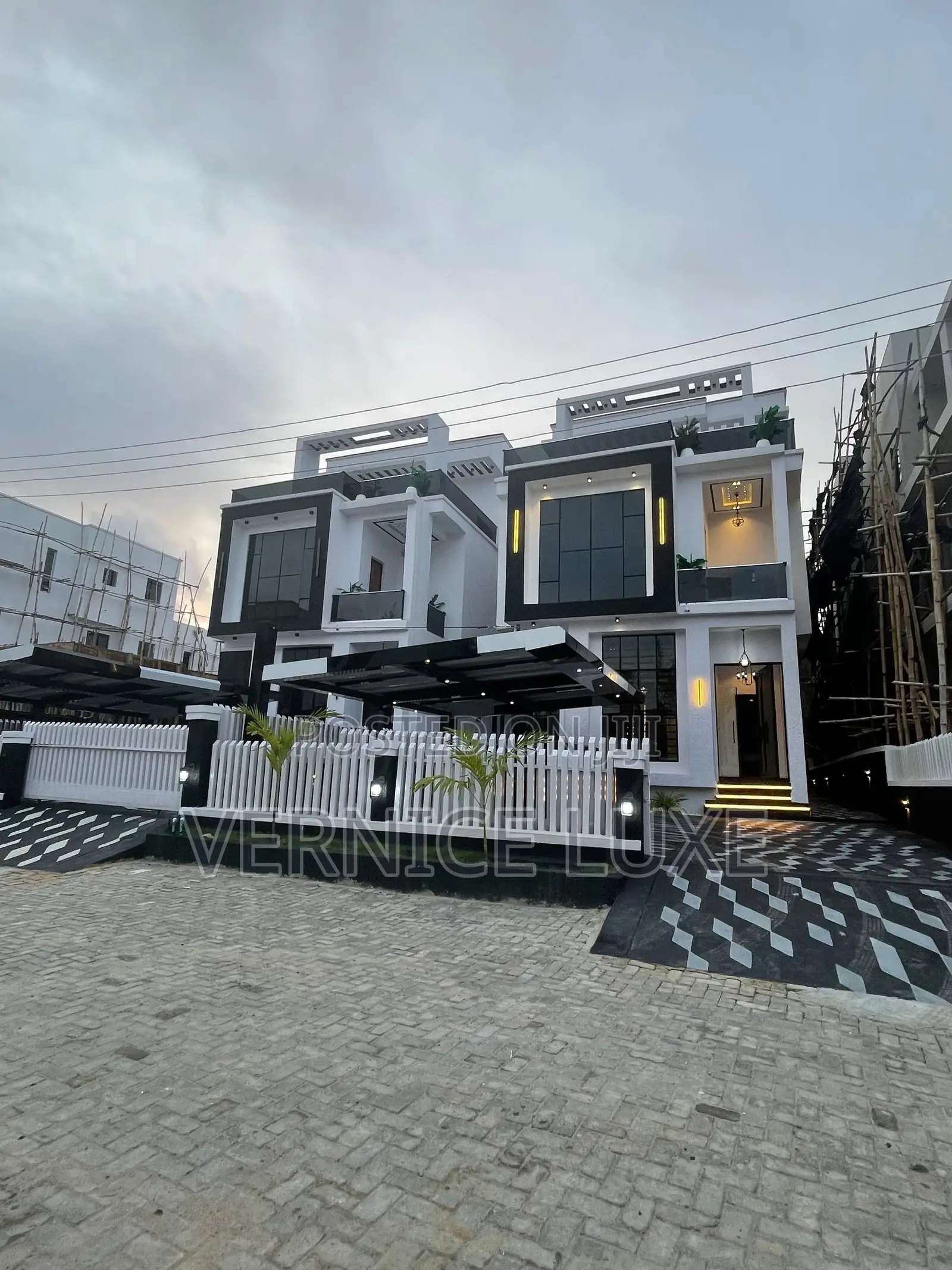 5bdrm Duplex in Megamond, Ikota for sale