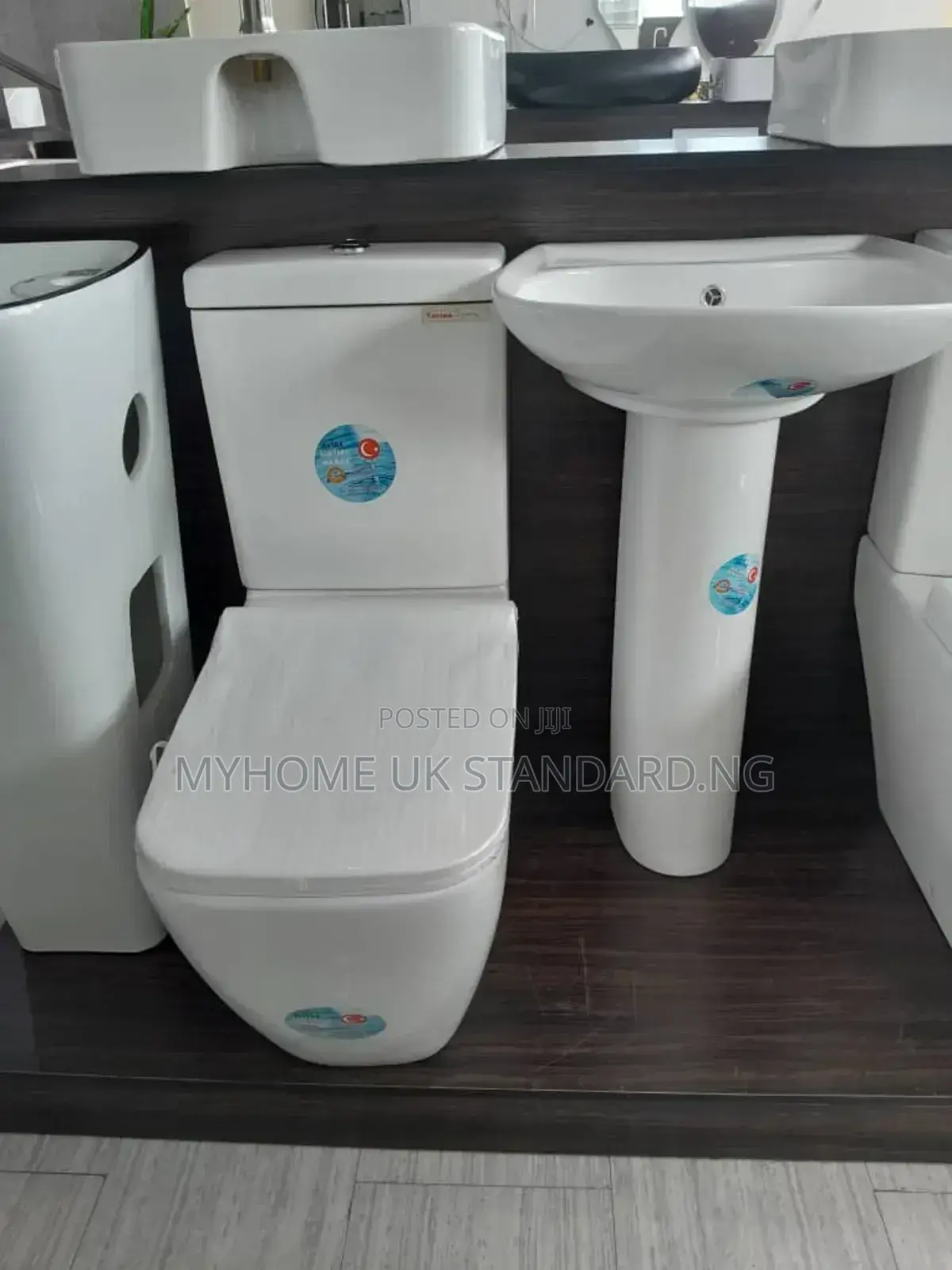 Curve England Executive Set Water Closet  White 
