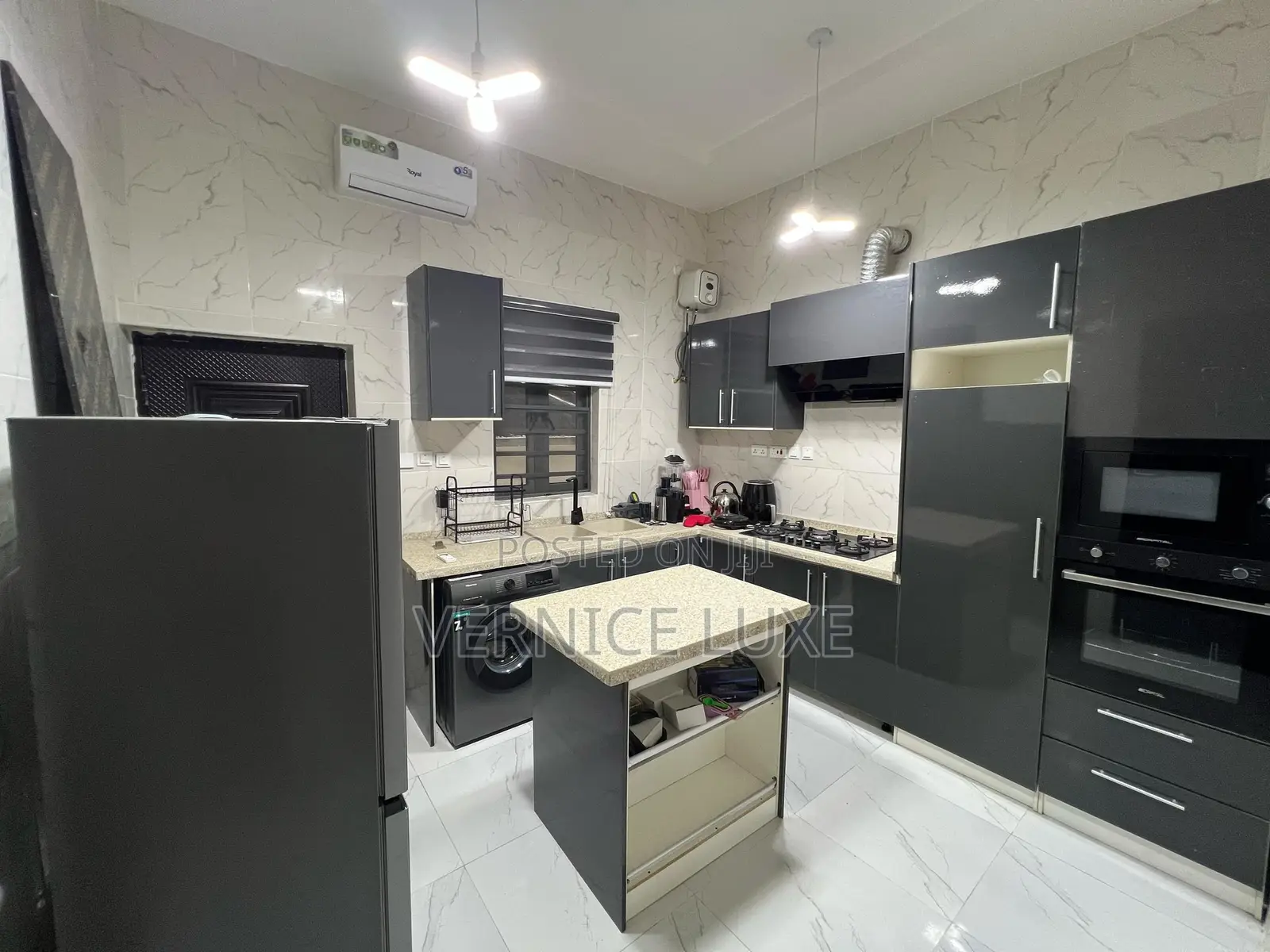 4 Bedroom Furnished Apartment