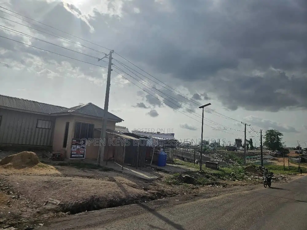 Commercial Land of 4,100sqm at Toll Gate Ibadan