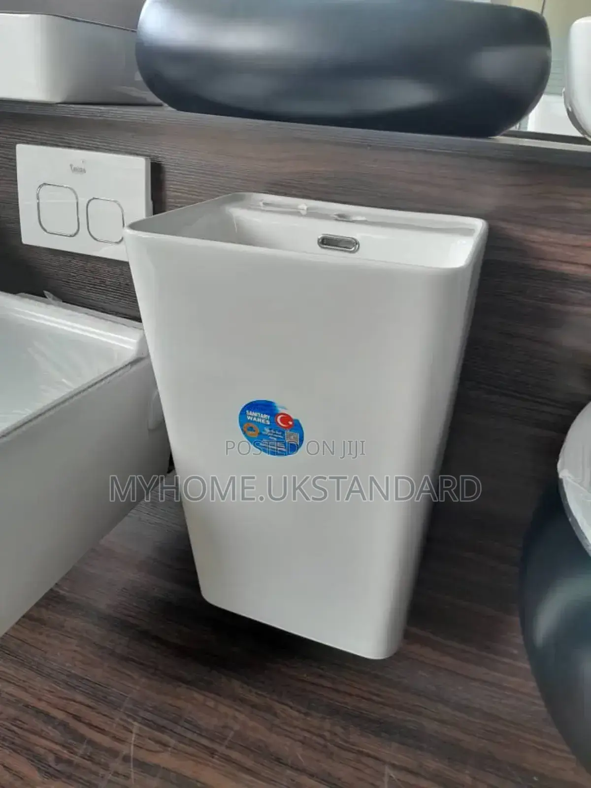 Premium Freestanding Wah