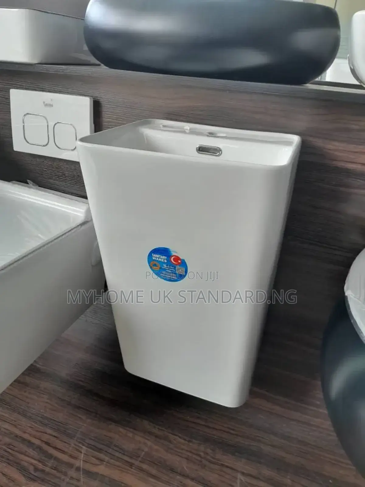 Premium Freestanding Wah