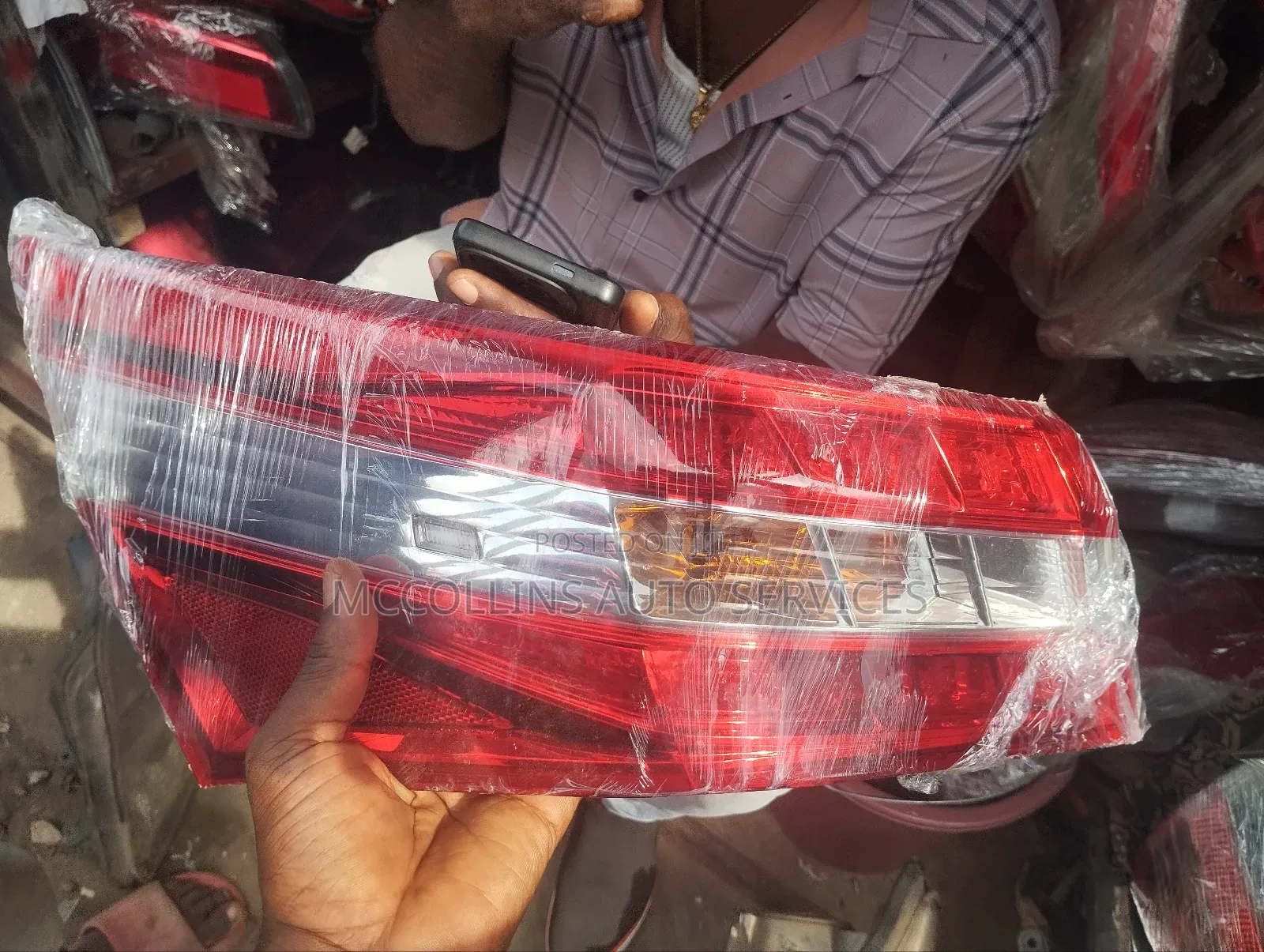 Set of Avalon 2013 -2015 Rear Light and Boot Light