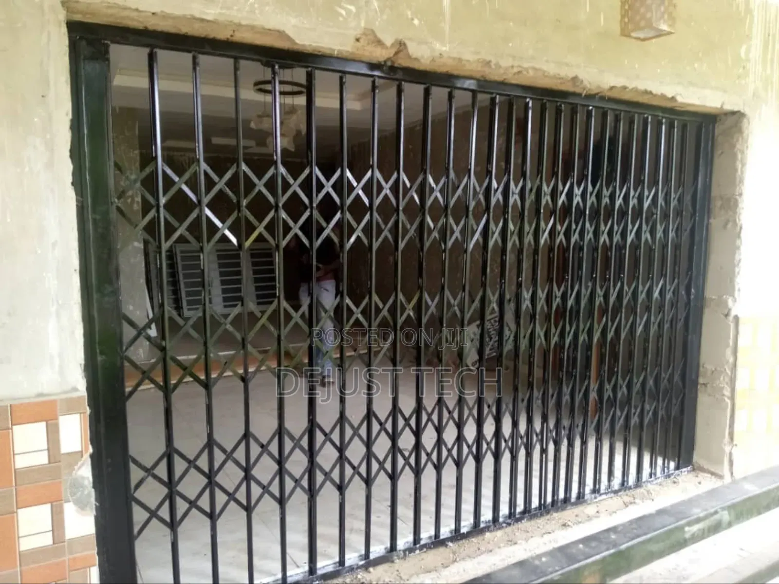 Court Galvanize Barrier Door