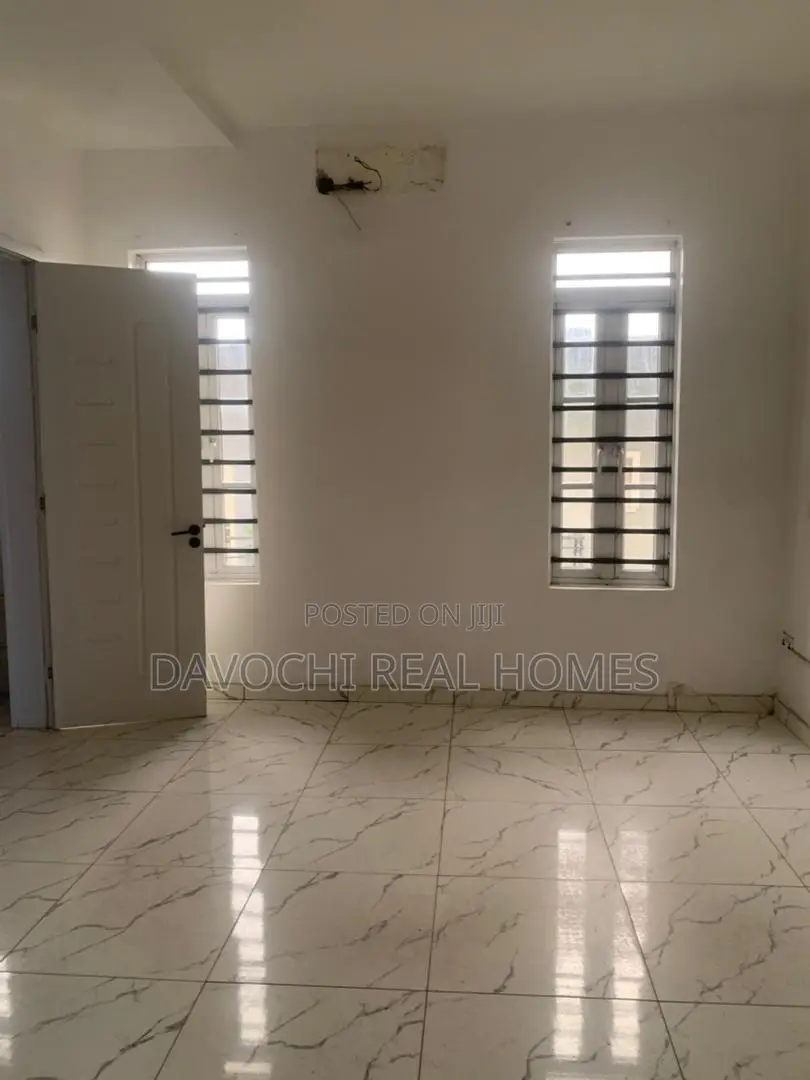 4bdrm Duplex in 2Nd Toll Gate, Lekki Phase 2 for rent