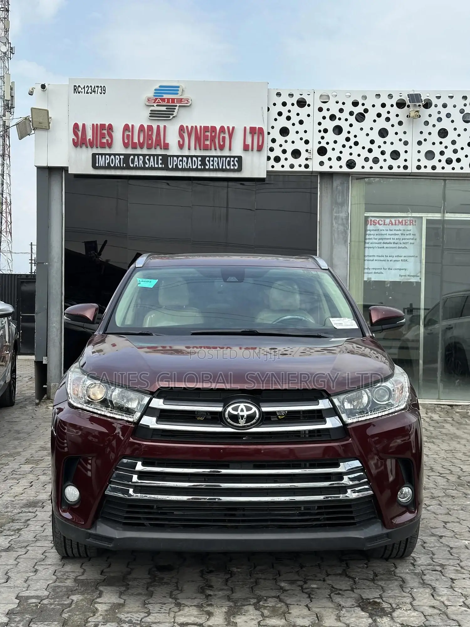 Toyota Highlander XLE 4x2 V6 (3.5L 6cyl 8A) 2017 Burgundy