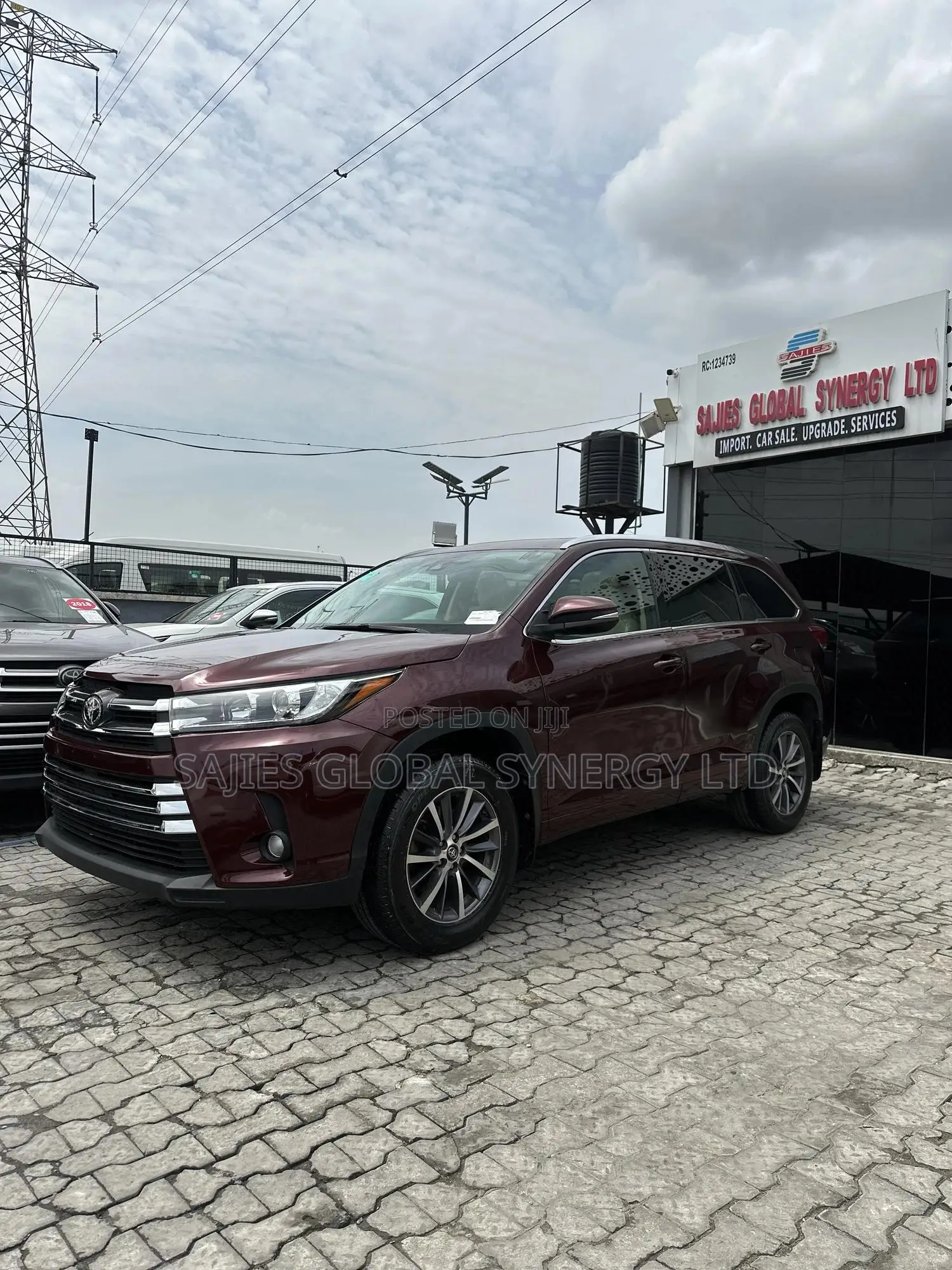 Toyota Highlander XLE 4x2 V6 (3.5L 6cyl 8A) 2017 Burgundy