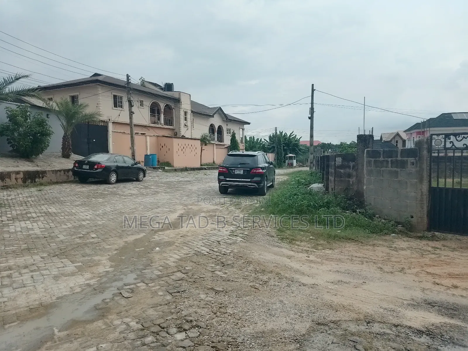 Land for Sale at Arepo Berger