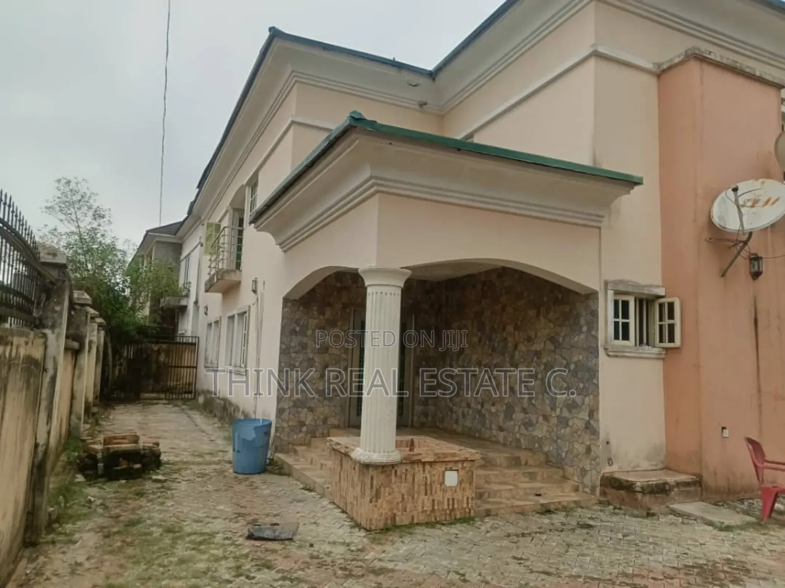 7bdrm Duplex in Ugbor,Gra, Benin City for sale