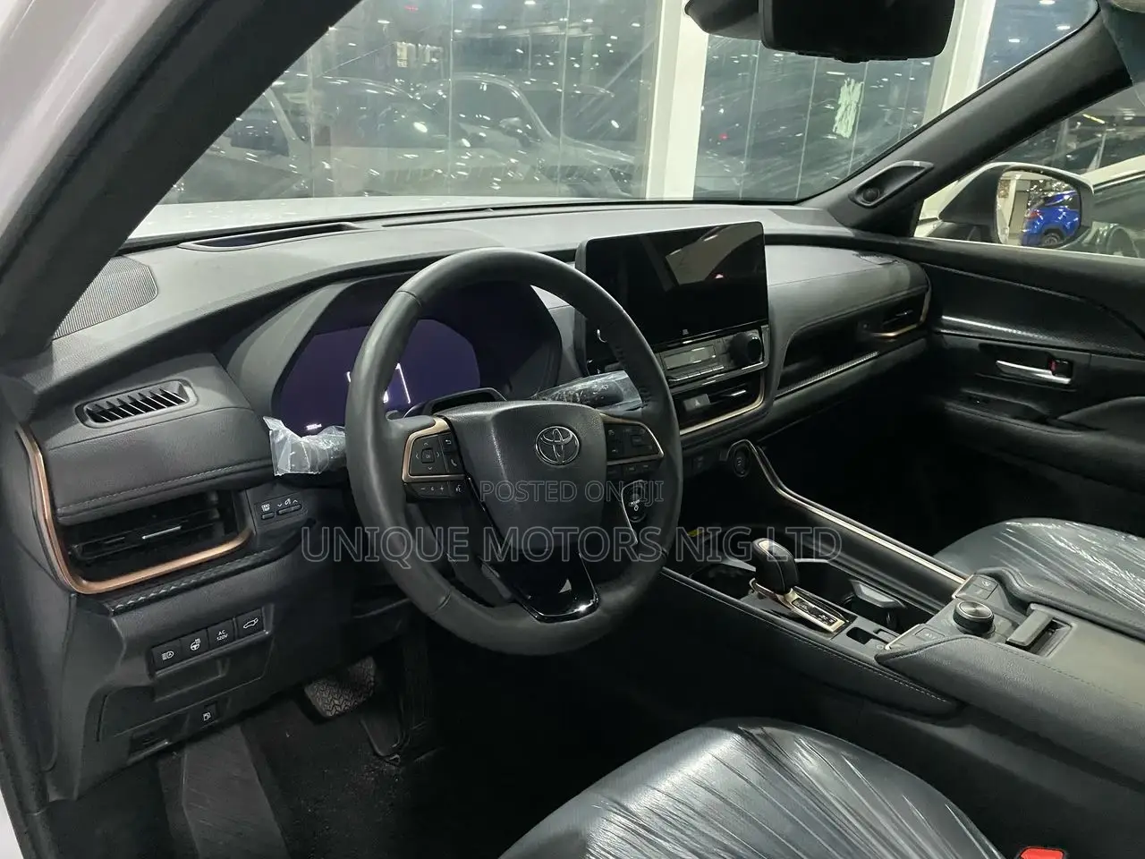 Toyota Grand Highlander Platinum AWD 2024 White