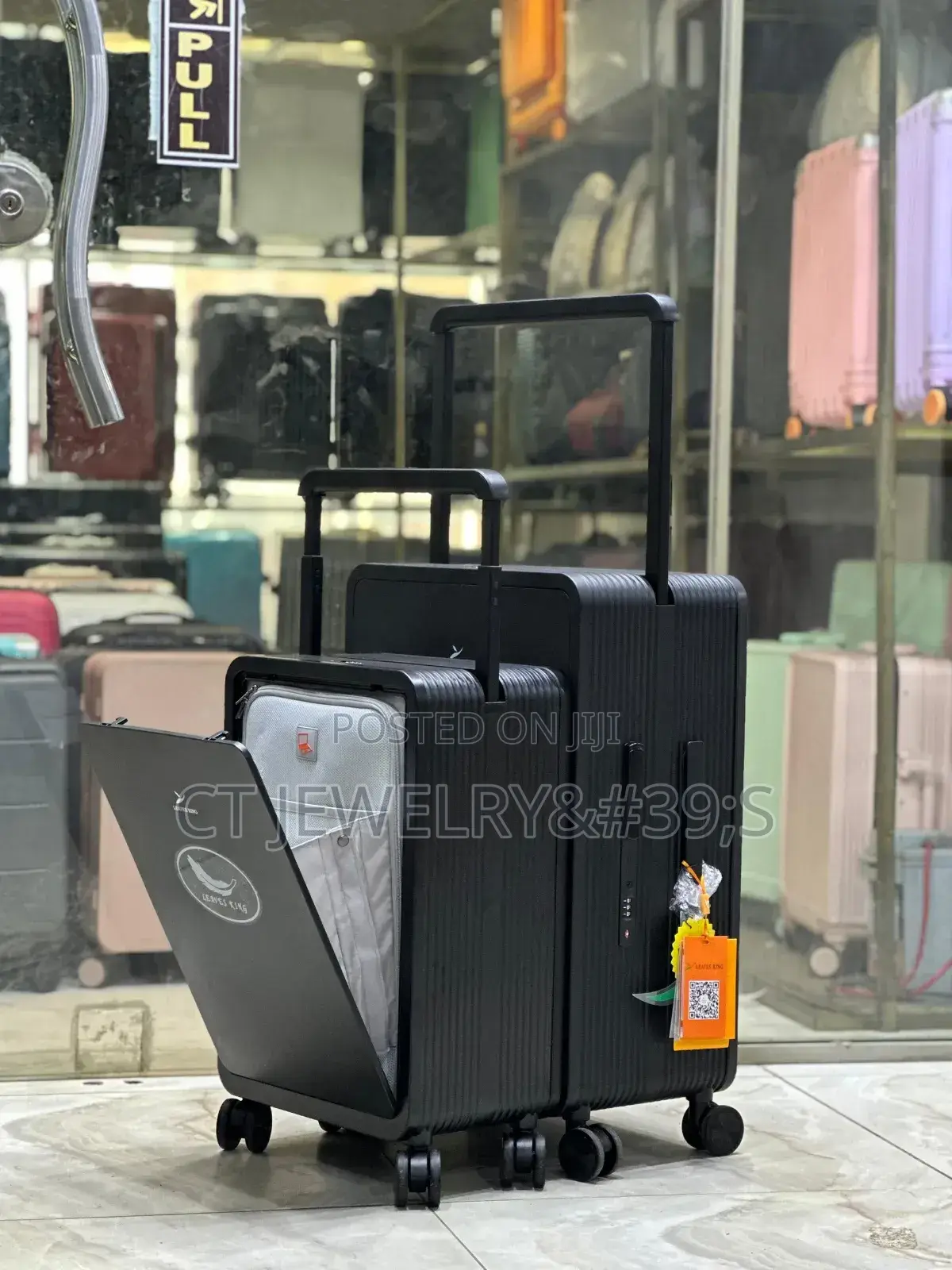 Nice Classic Luggage Set (Medium 24"/Small20") Check Out
