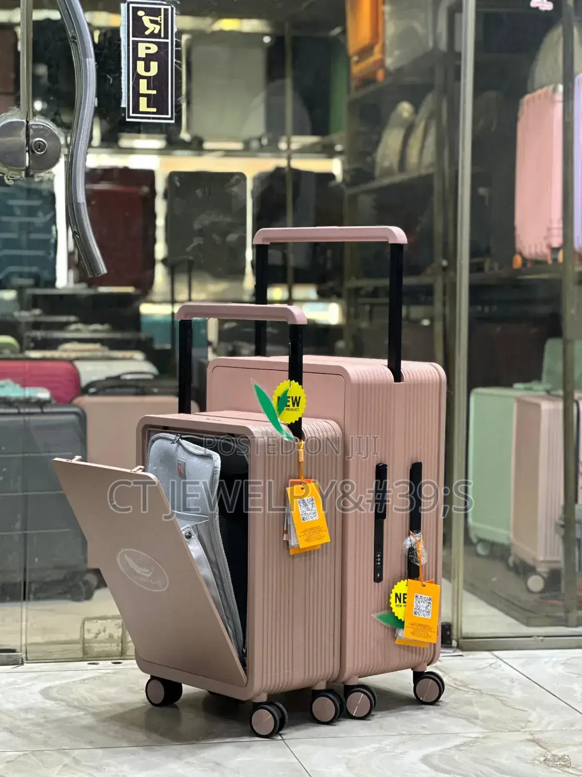 Nice Classic Luggage Set (Medium 24"/Small20") Check Out