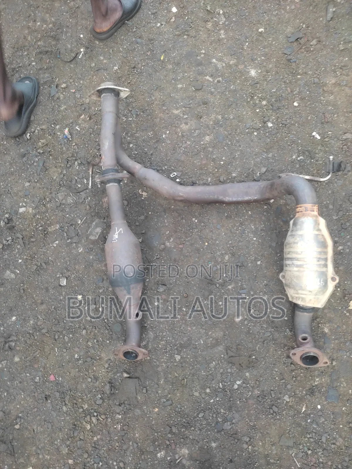 Center Catalyst Converter for Toyota Tacoma 2006-2012 Model