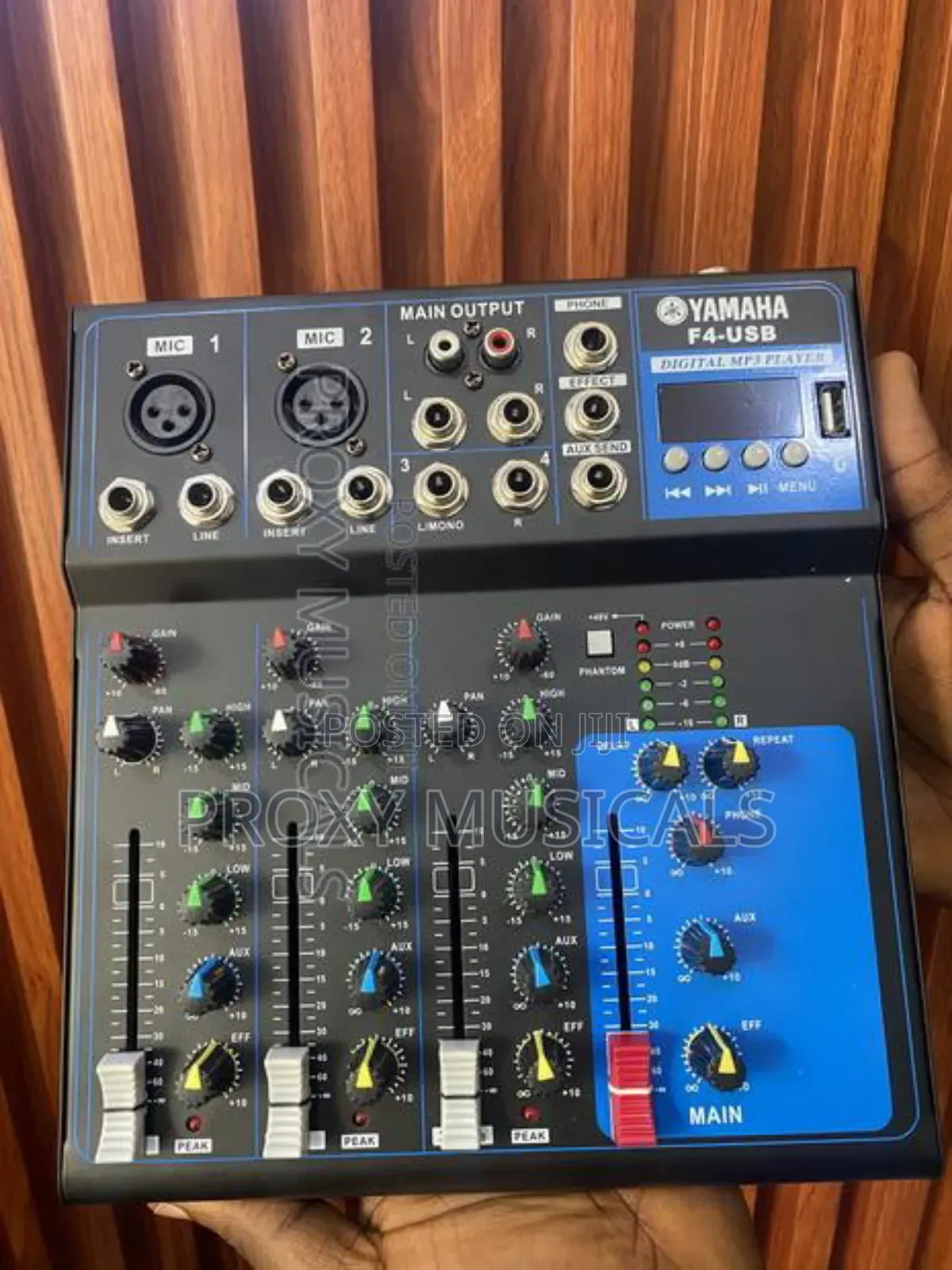 Yamaha F4 Channels Yahama Mixer
