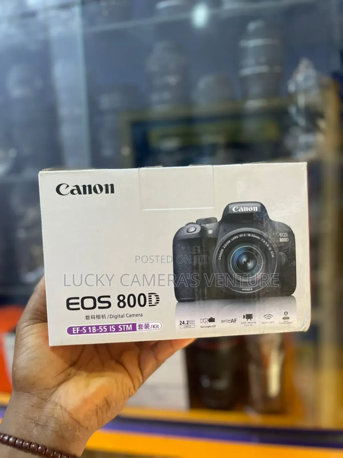 Canon 800d With 18 - 55mm Lens