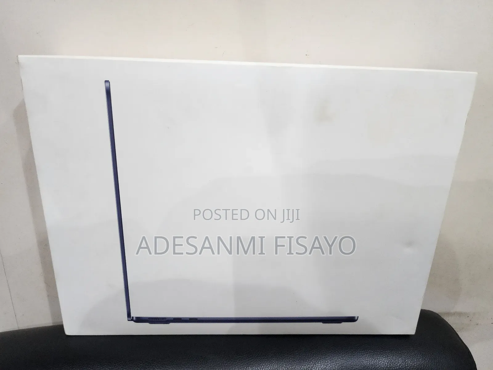 New Laptop Apple MacBook Air 2024 M3 13-Inch 8GB Apple M3 SSD 256GB