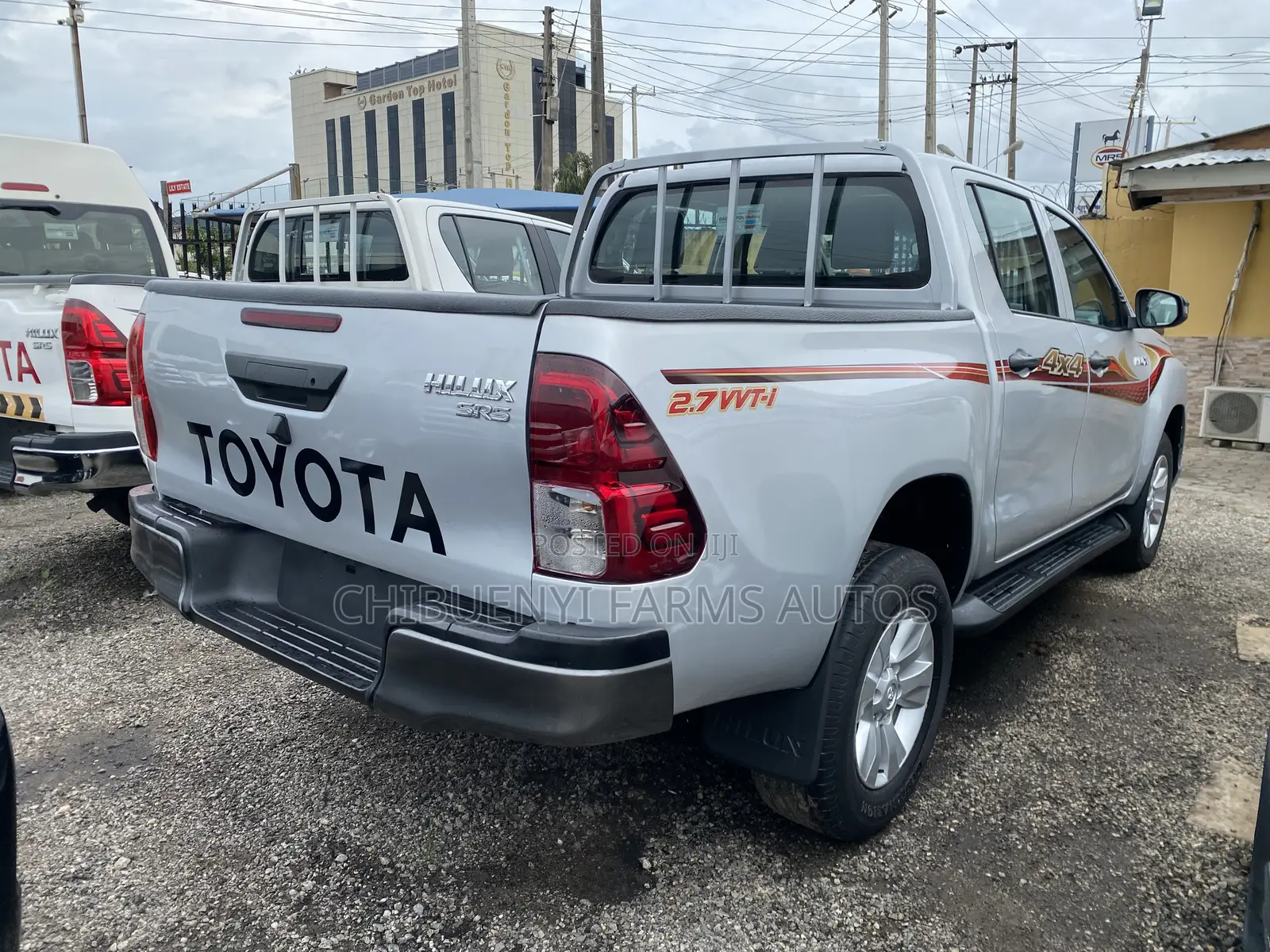 Toyota Hilux SR5 4x4 2017 Silver