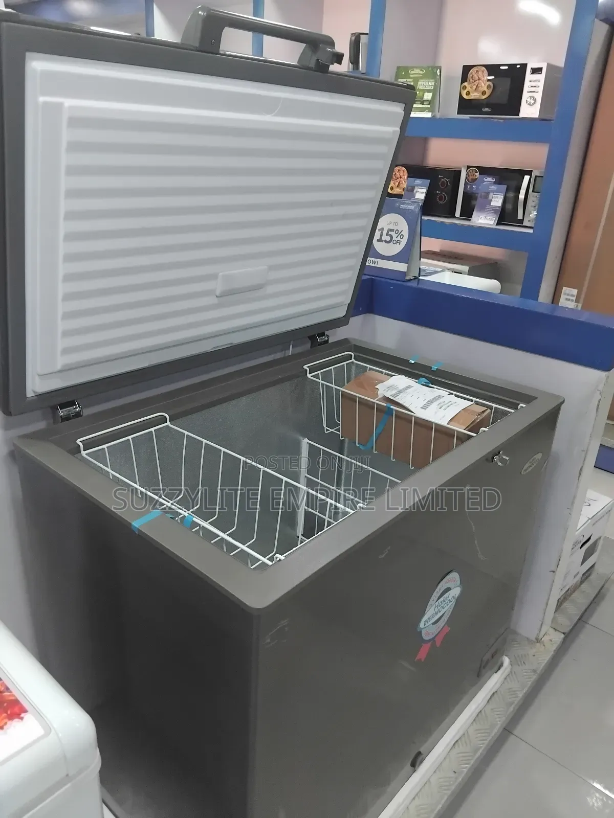 259 Inverter Chest Freezer Silver Haier Thermocool