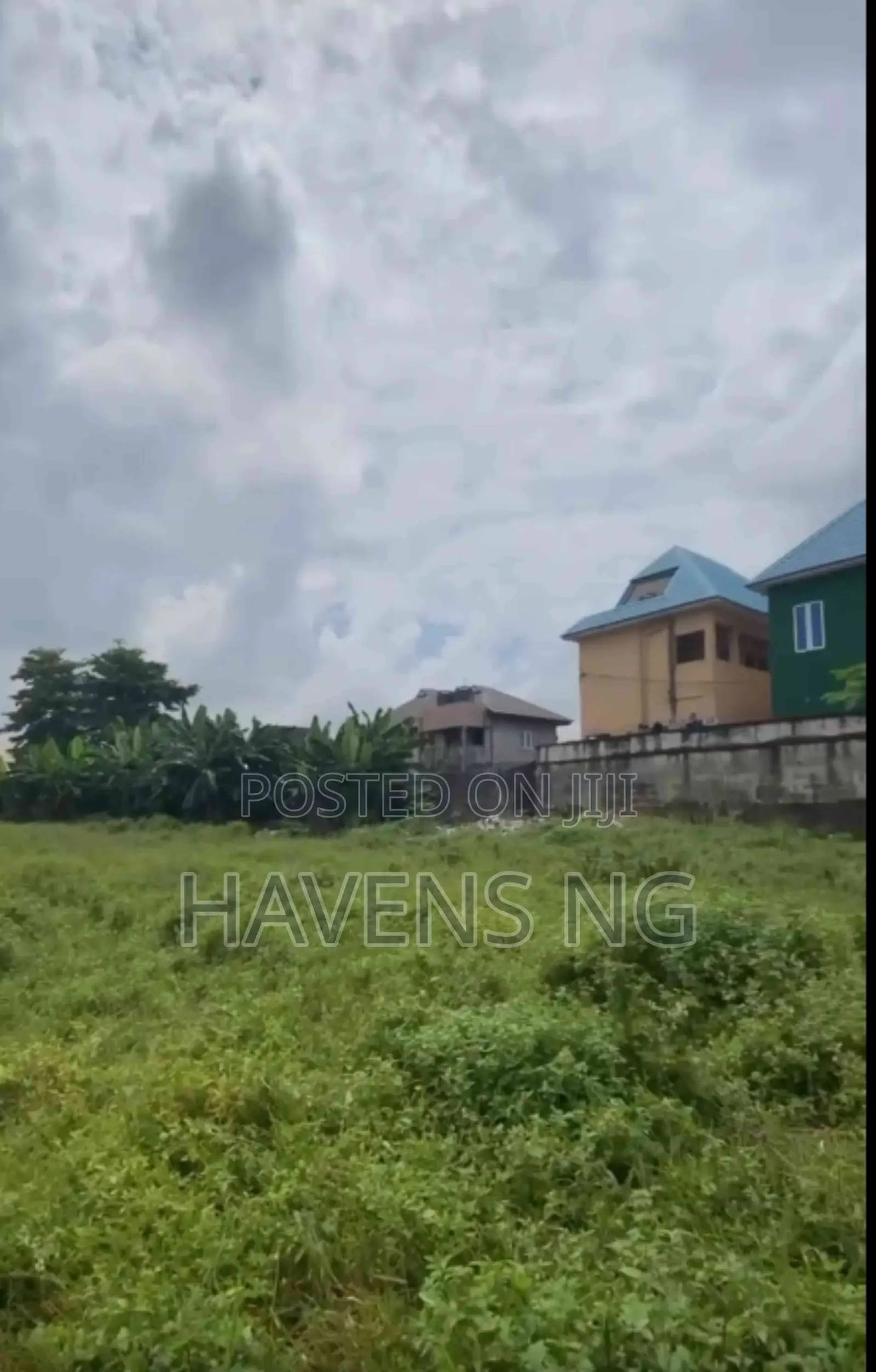 9.5 Plots of Land for Sale
