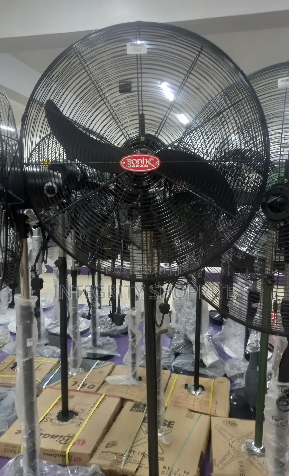 Sonik 26" Industrial Wall Fan - 60w
