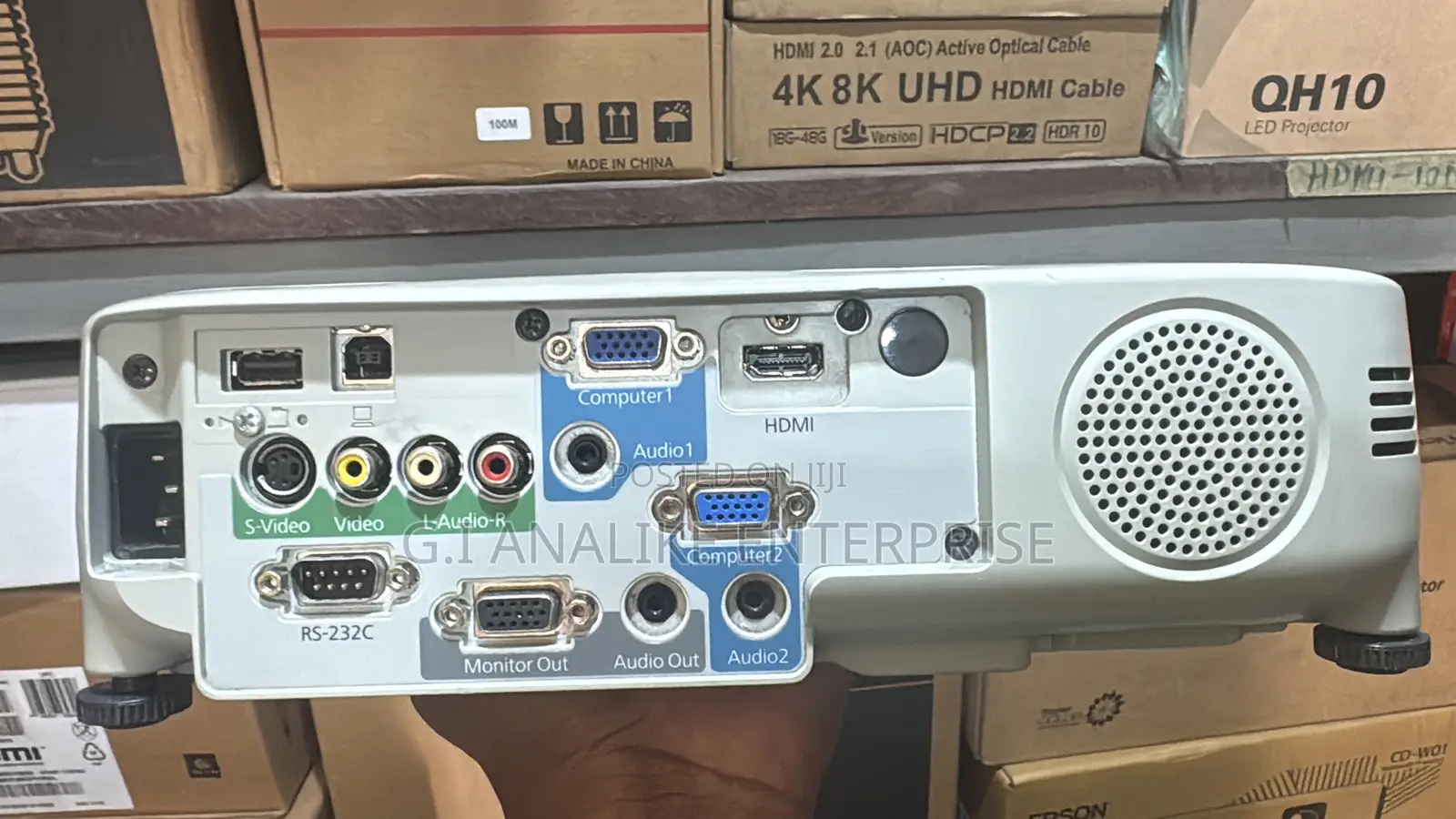 Epson Powerlite S17 Svga 3lcd Projector.