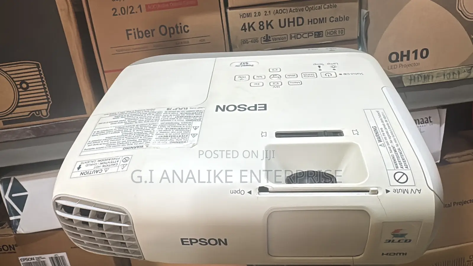 Epson Powerlite S17 Svga 3lcd Projector.