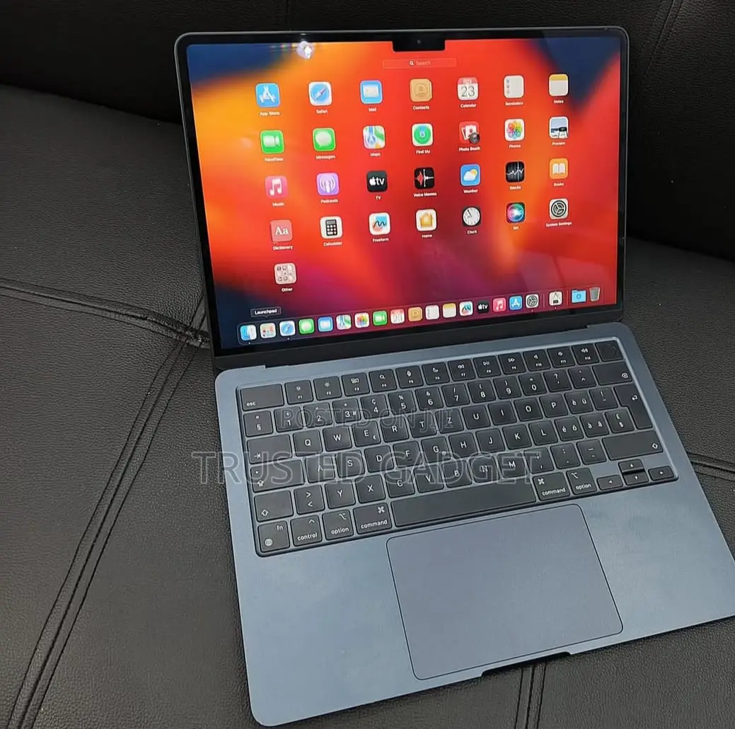 Laptop Apple MacBook Air 2022 M2 8GB Intel Core I5 SSD 256GB