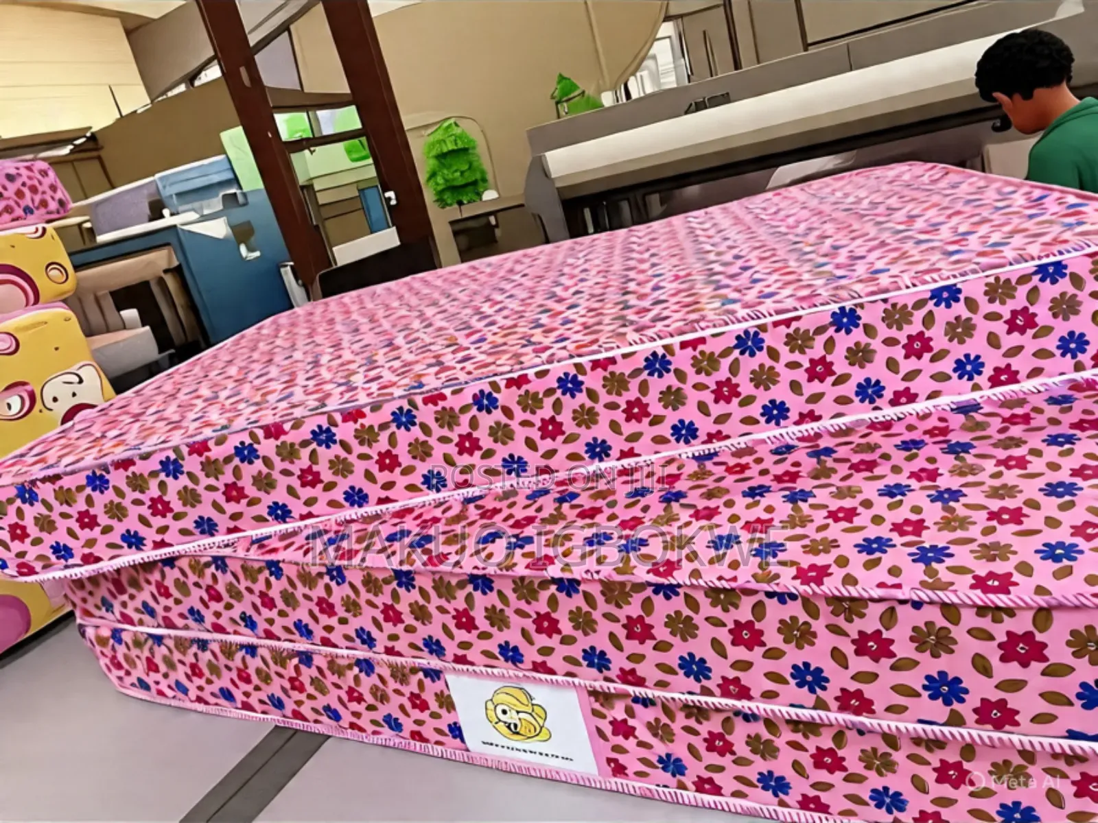 [Ca] Mouka Comfy/Koko 6 by 4.5 by 6inches 7inches Family Size