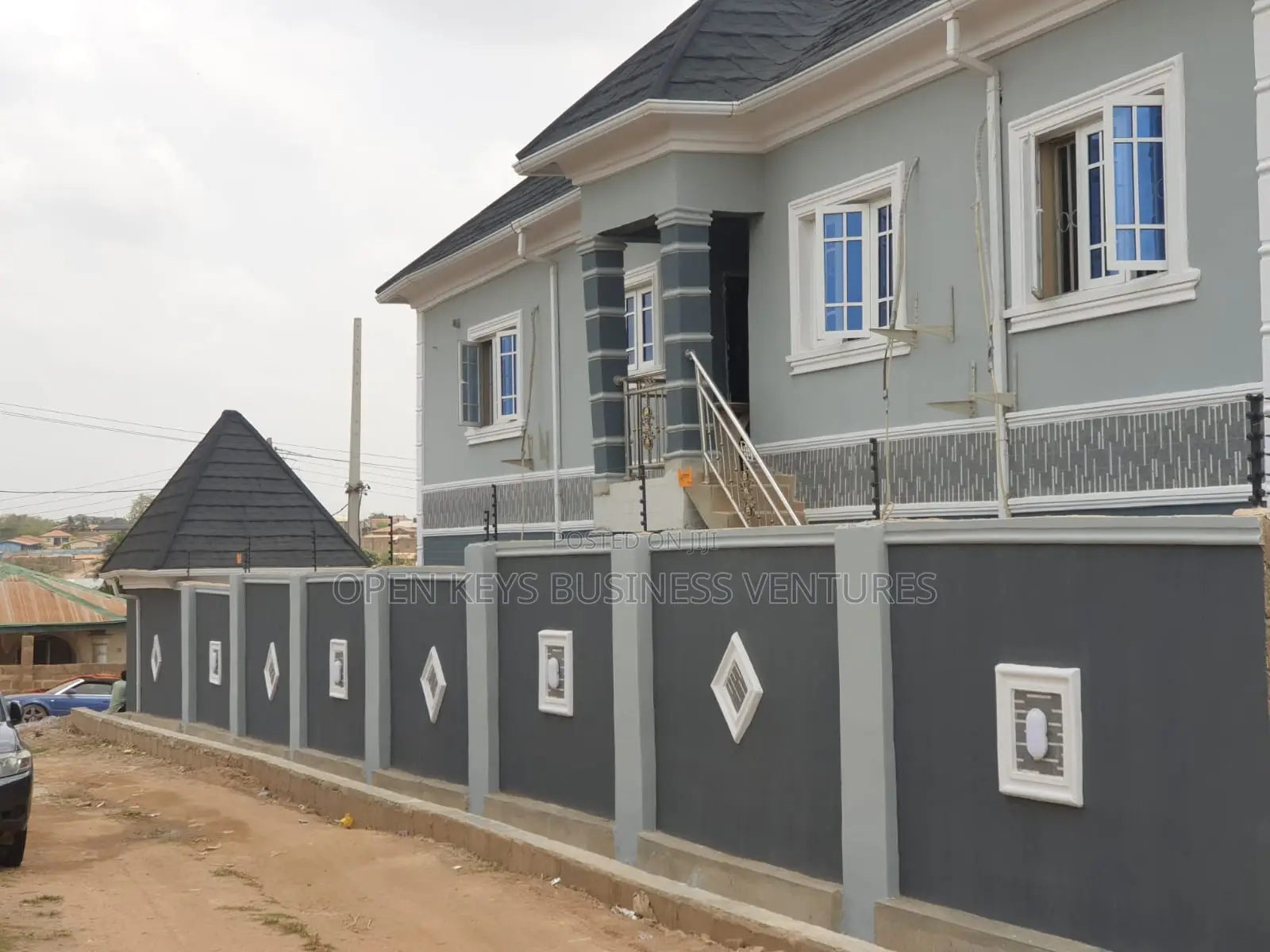 Furnished 4bdrm Bungalow in Abese-Elebu, Akala Express for sale