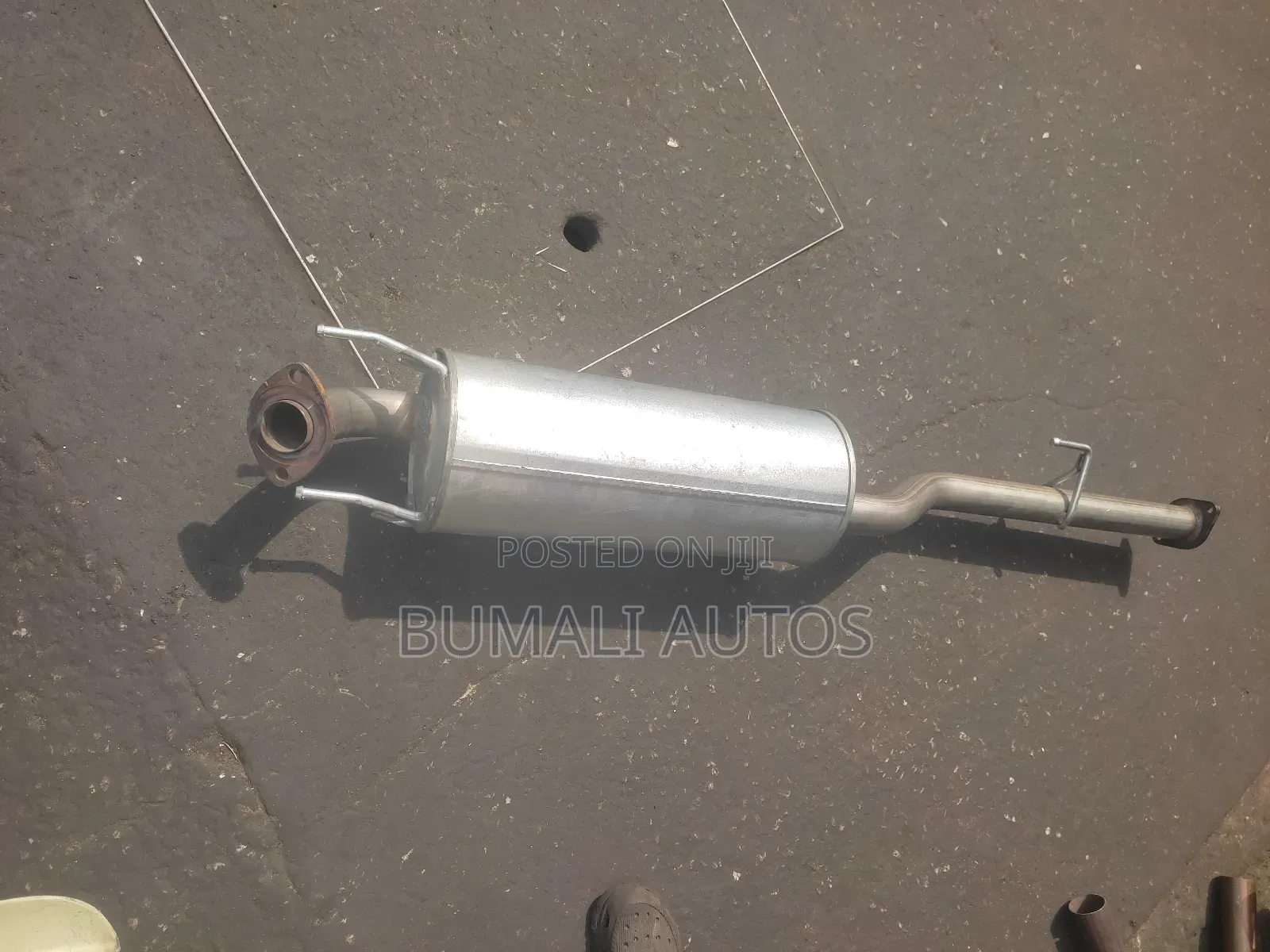 Brand New Exhaust Silencer Center Pot for Toyota 2.7 Hilux