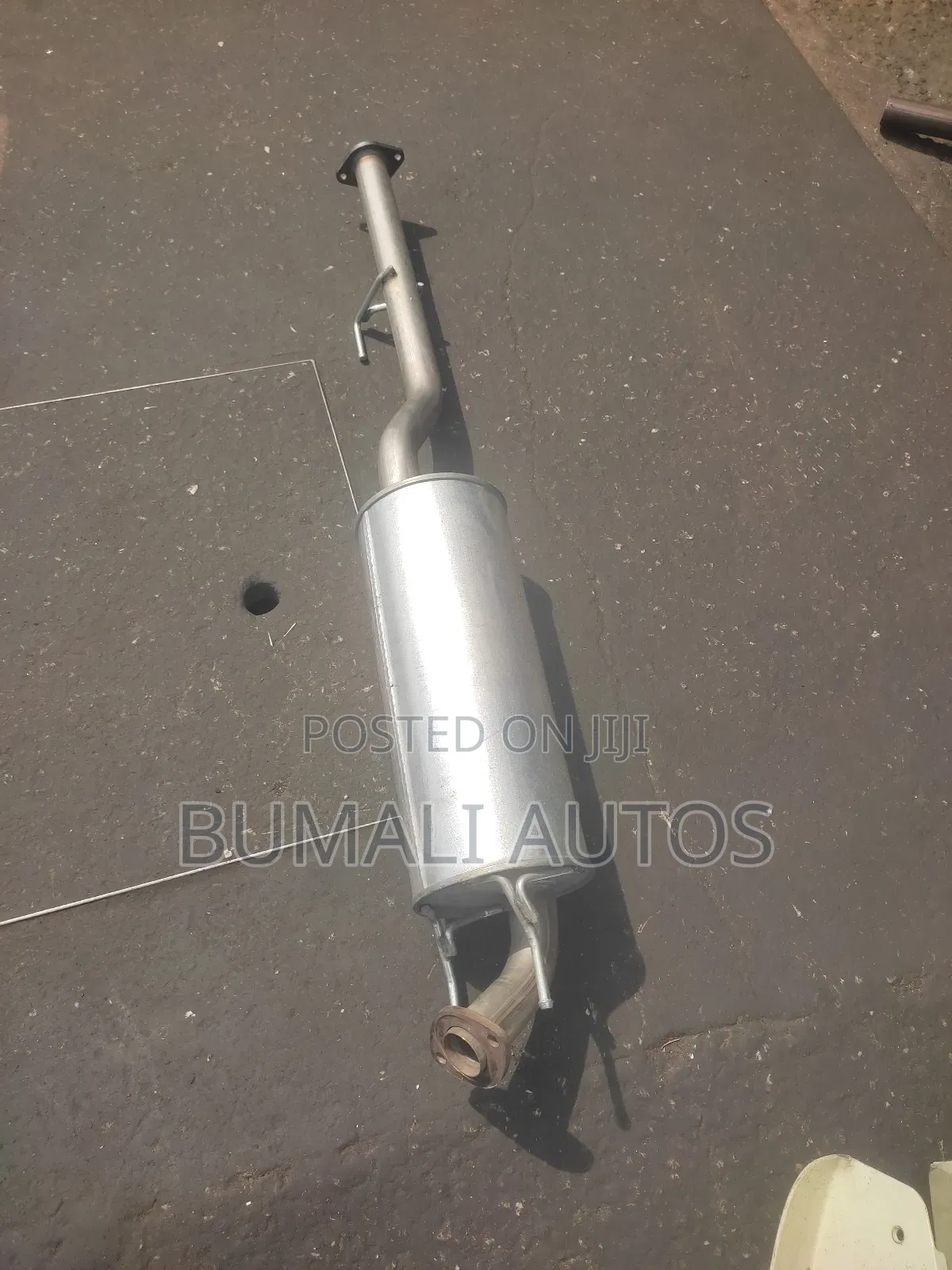 Brand New Exhaust Silencer Center Pot for Toyota 2.7 Hilux