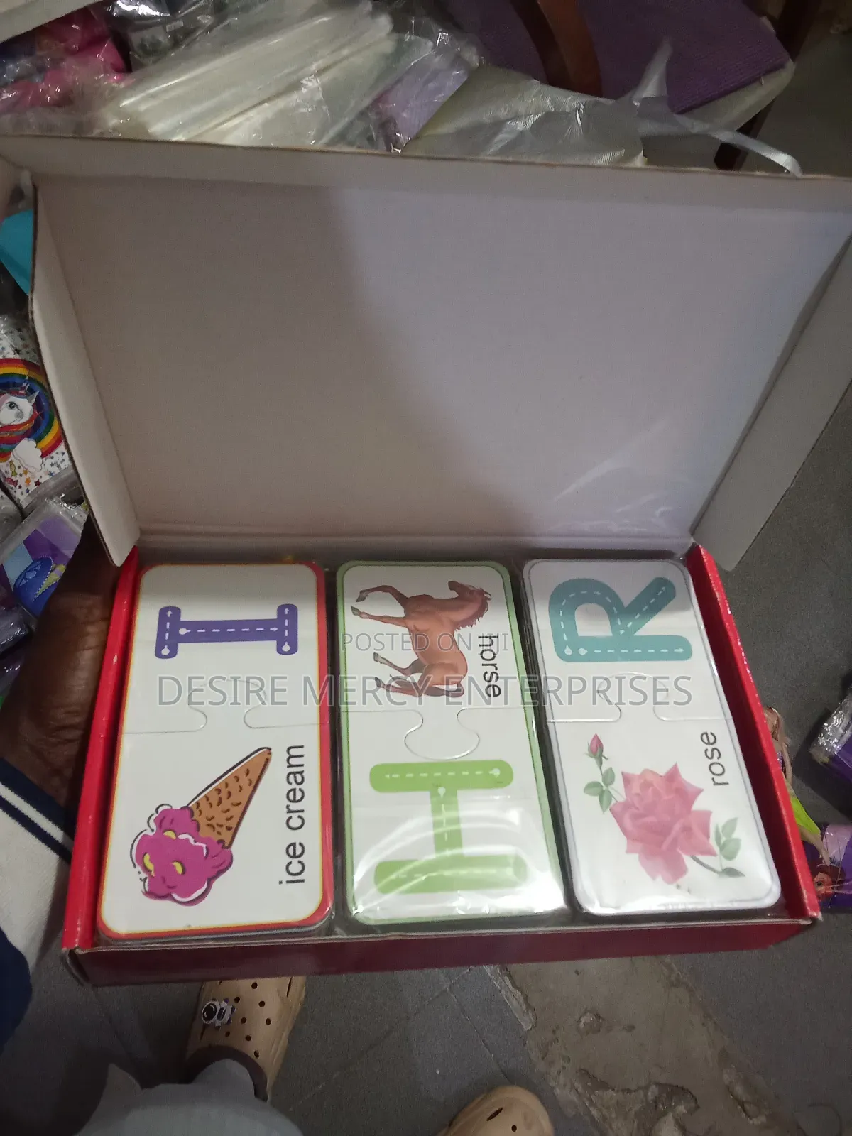 28 PCS Alphabet Puzzle  Flashcards