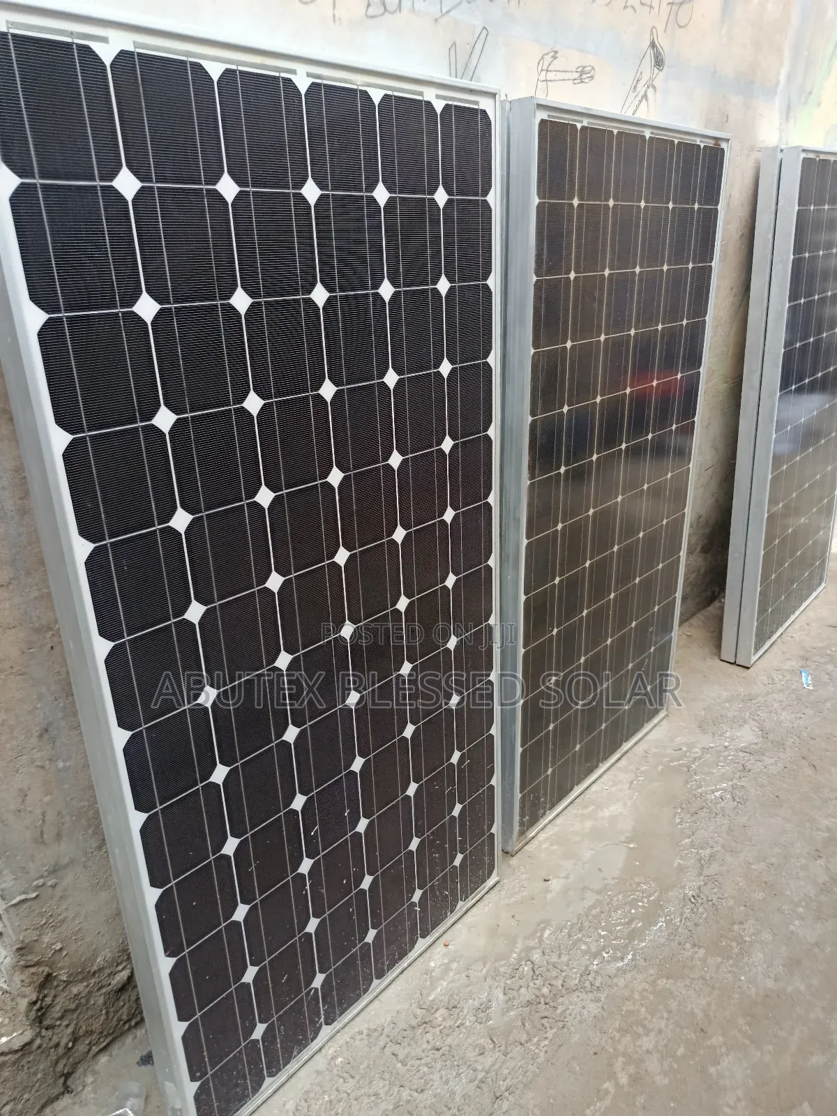 300watt Jinko Solar Panel Mono