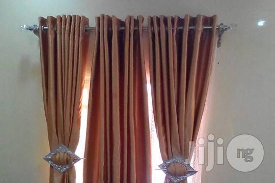 Curtain Home Installation