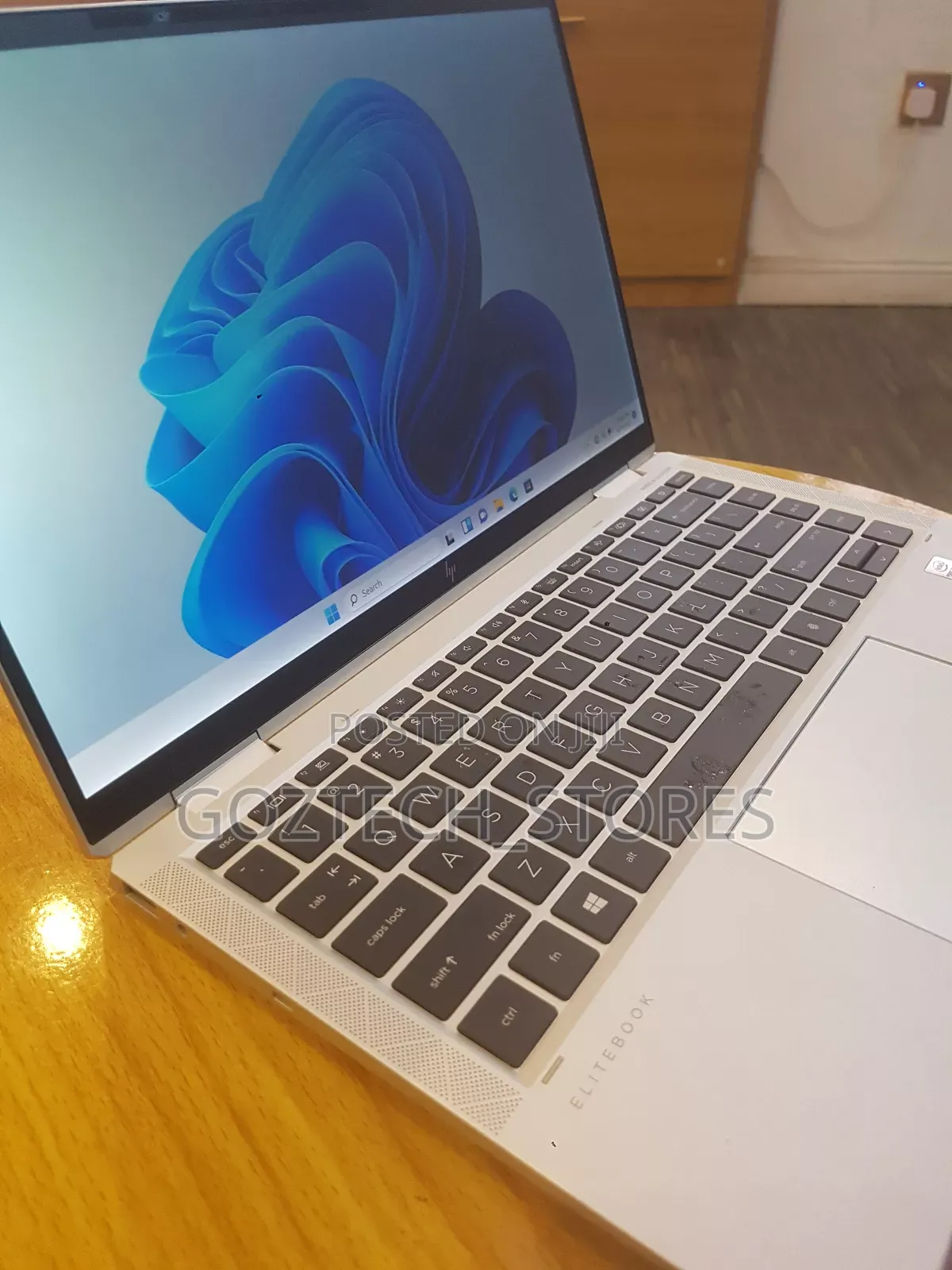 Laptop HP EliteBook x360 1040 G7 16GB Intel Core i7 SSD 256GB
