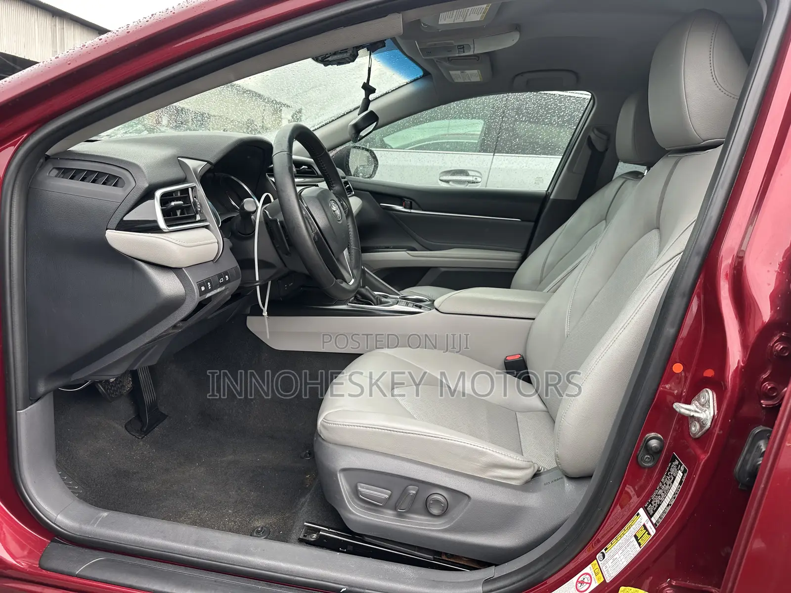 Toyota Camry XSE FWD (2.5L 4cyl 8AM) 2018 Red