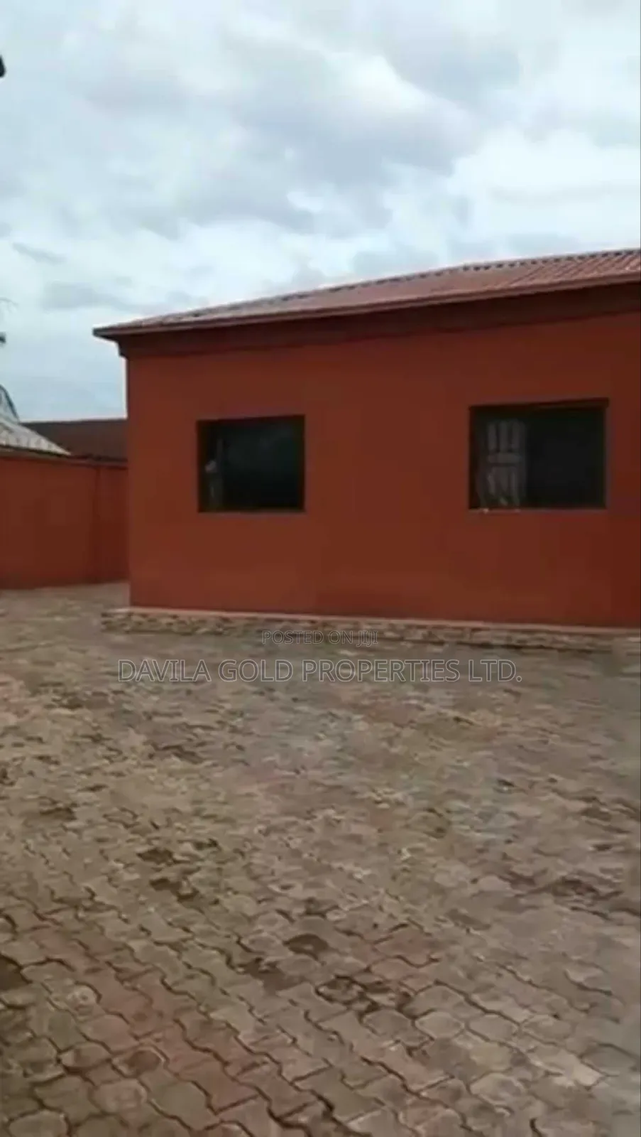 9bdrm Duplex in Benin City for sale