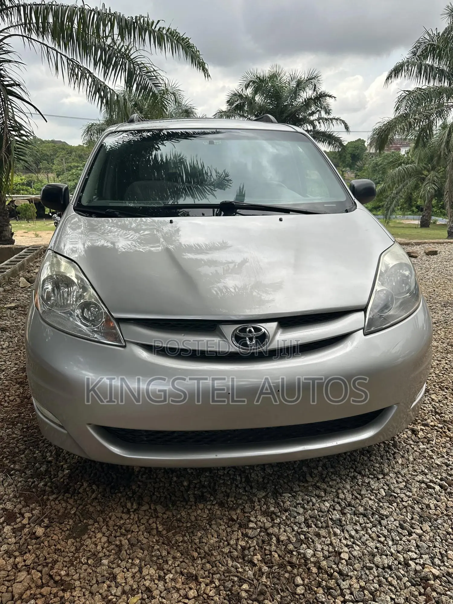 Toyota Sienna LE 4WD 2007 Silver