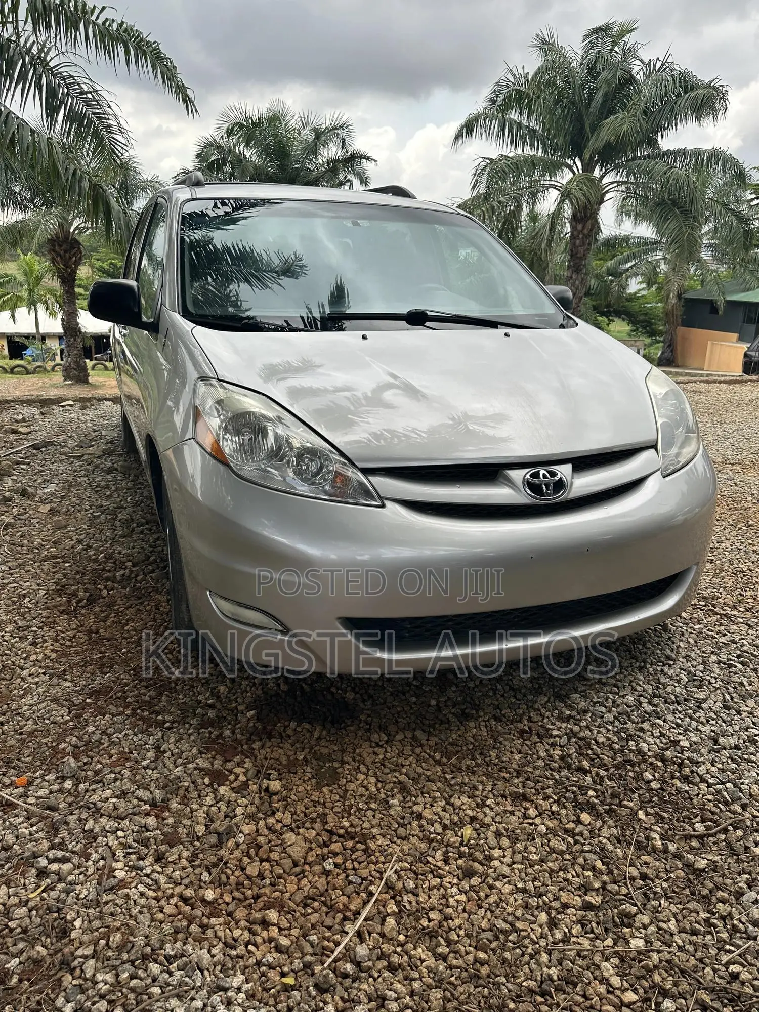 Toyota Sienna LE 4WD 2007 Silver