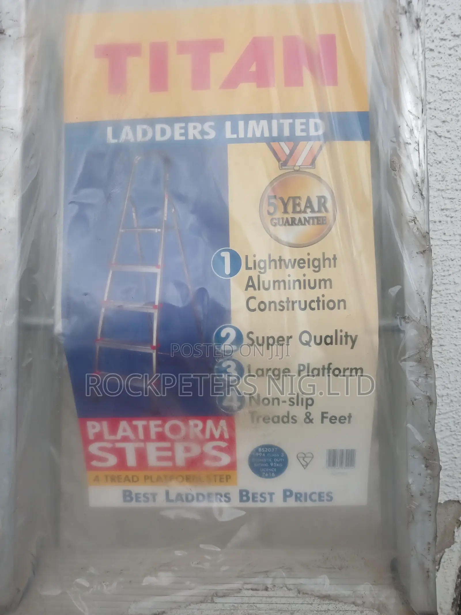 Titan 4-Steps Aluminium Platform Ladder