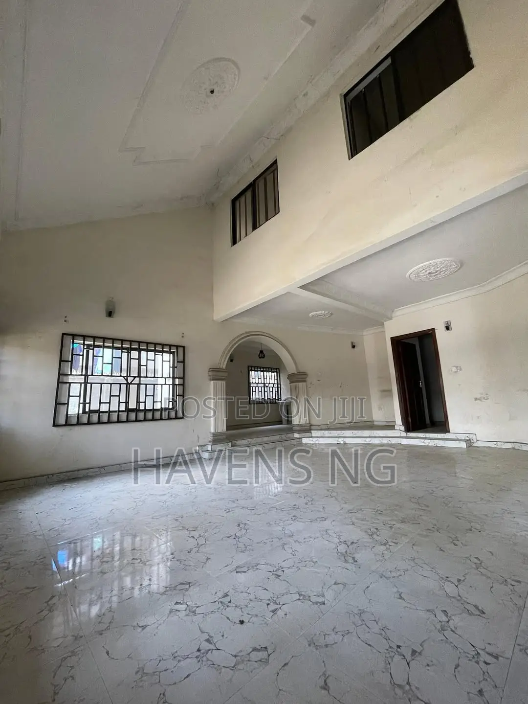 5bdrm Duplex in Rumuodara for sale