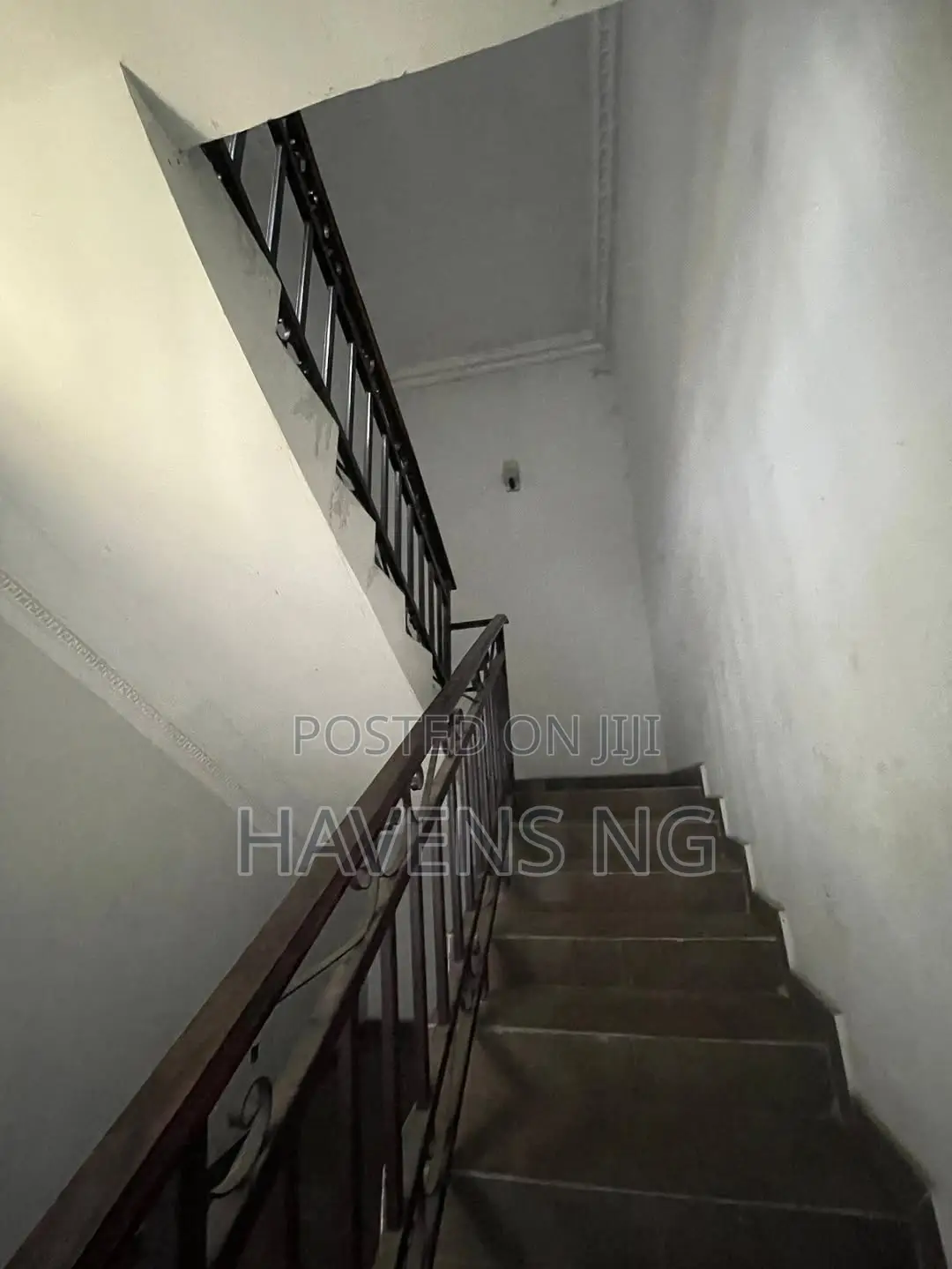 5bdrm Duplex in Rumuodara for sale