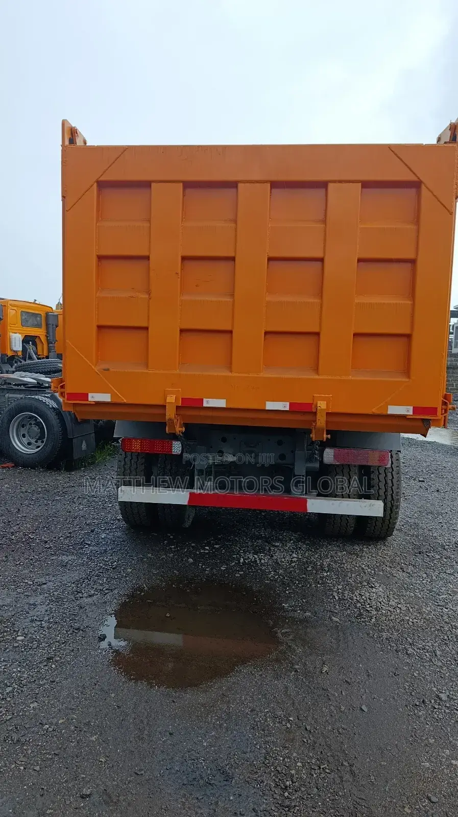 Howo 2019 Orange