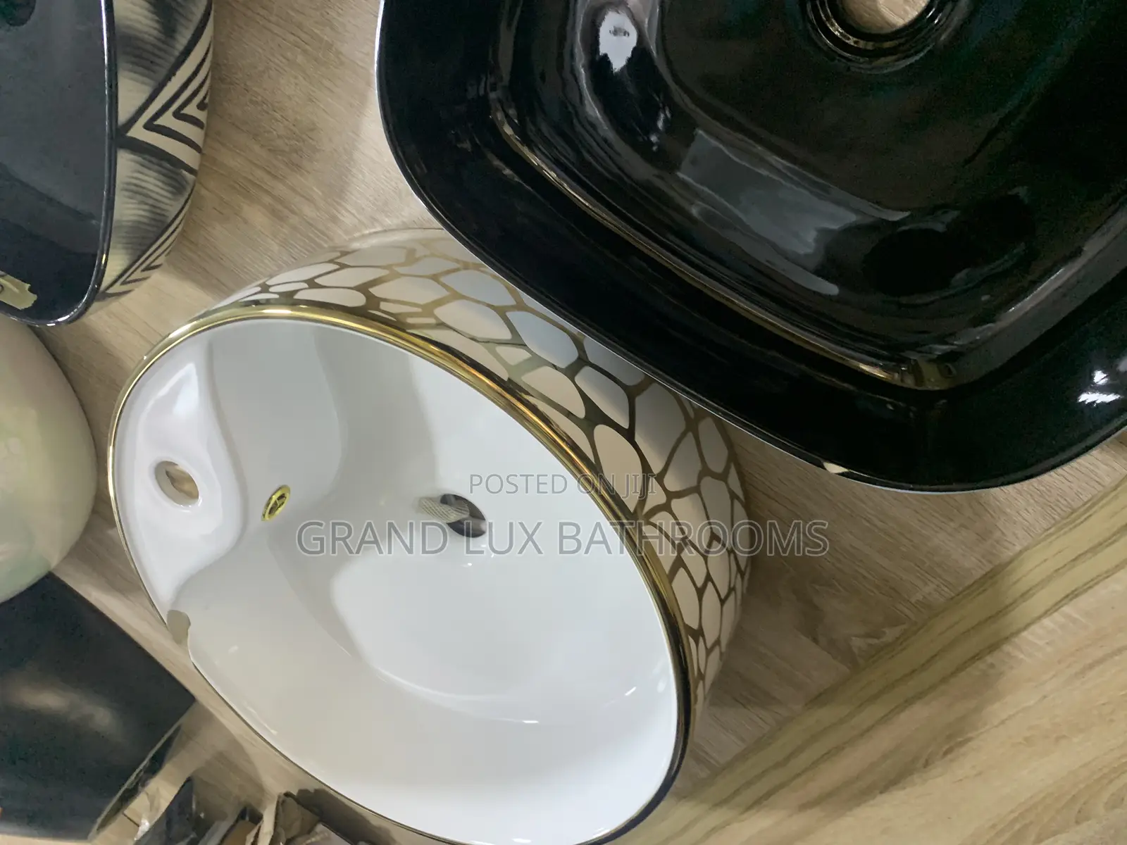 Luxury Gold and White Countertop Basin