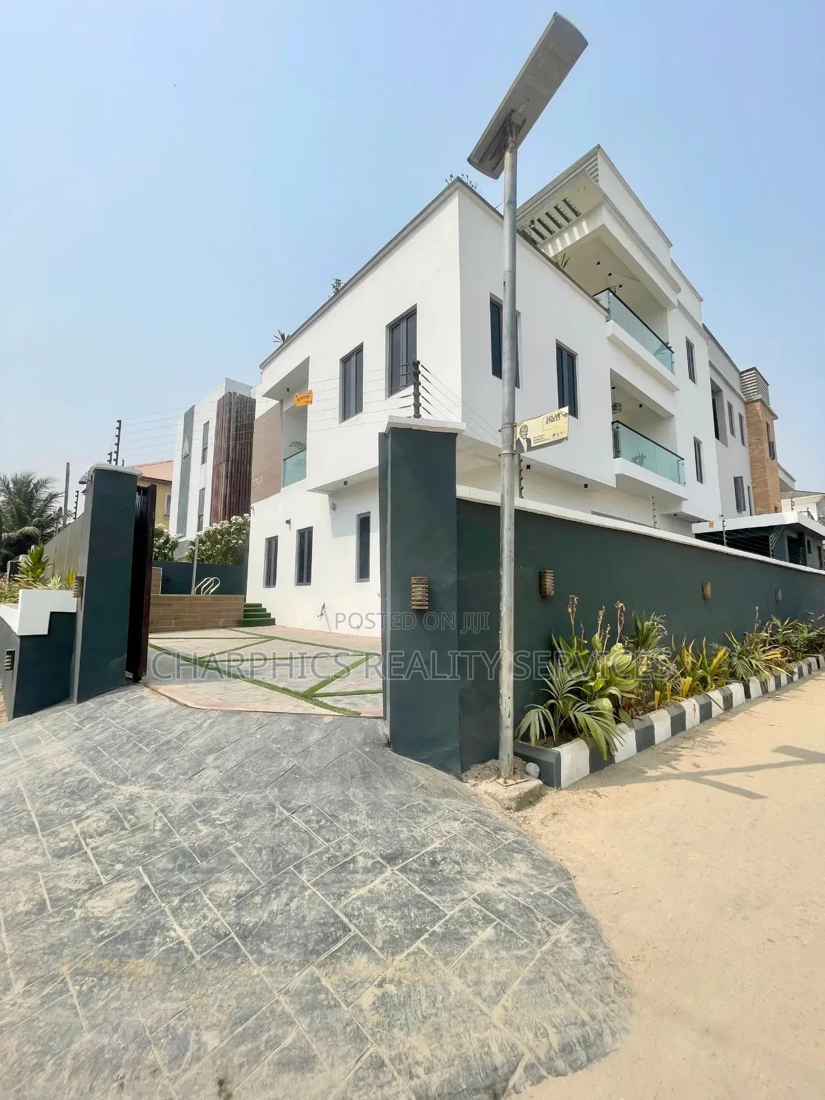 5bdrm Duplex in Ikate for sale